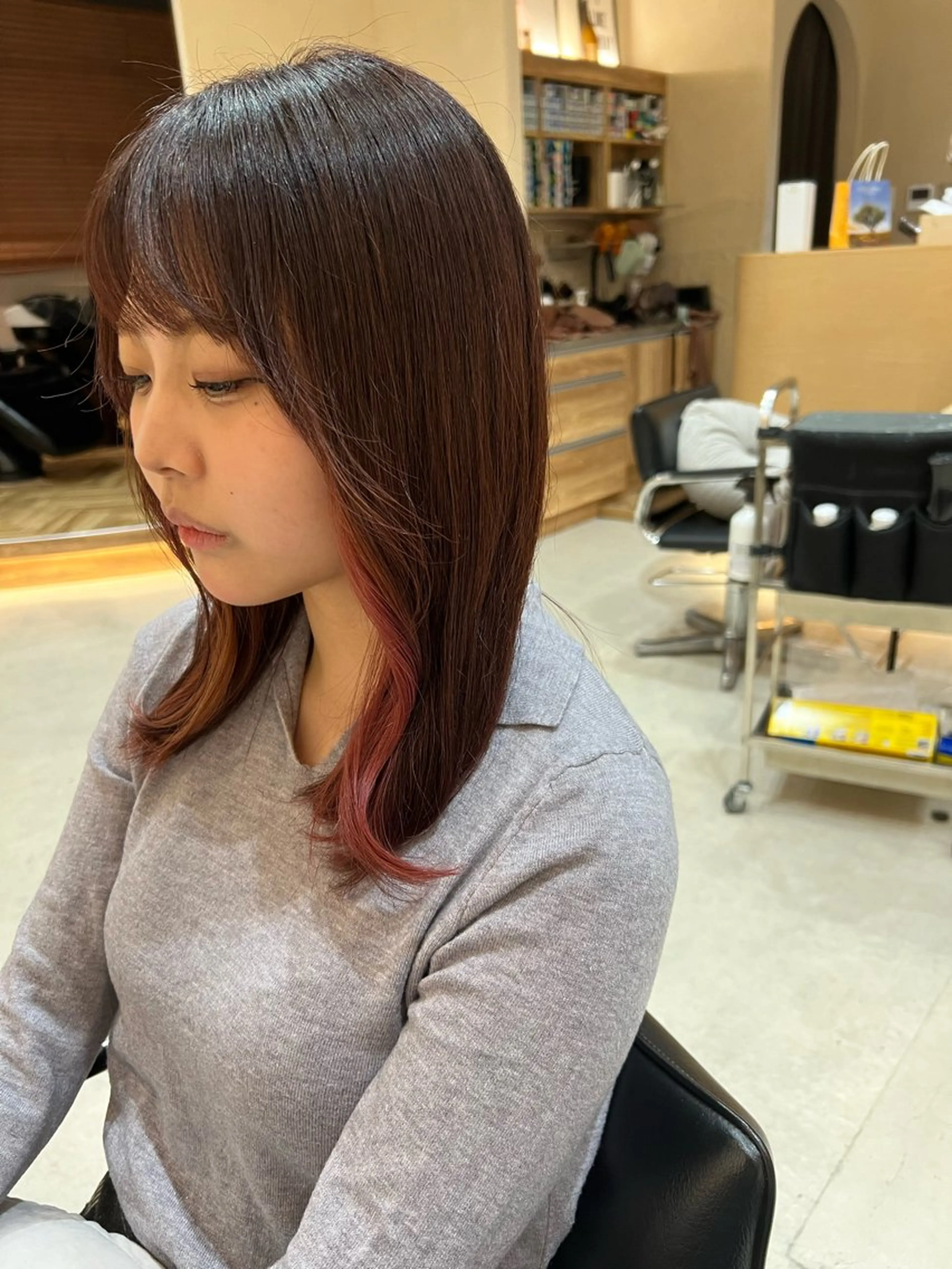 セミロング カラー 🌈新田 みどり🌈のヘアスタイル