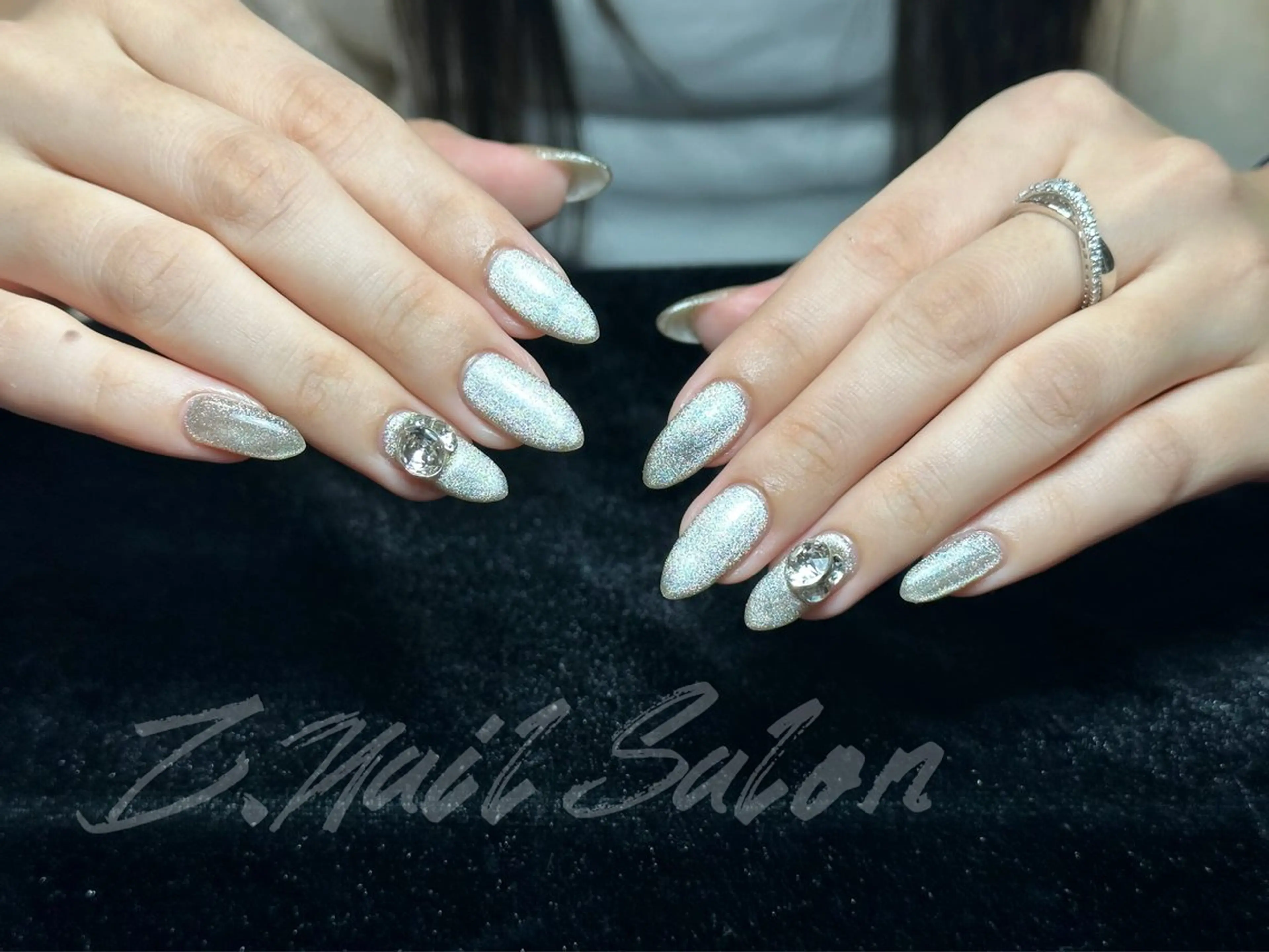 ネイル 長さ出し フットネイル フレンチネイル ジェルネイル ガラスフレンチ ハンドネイル Z.Nail Salonのネイルデザイン