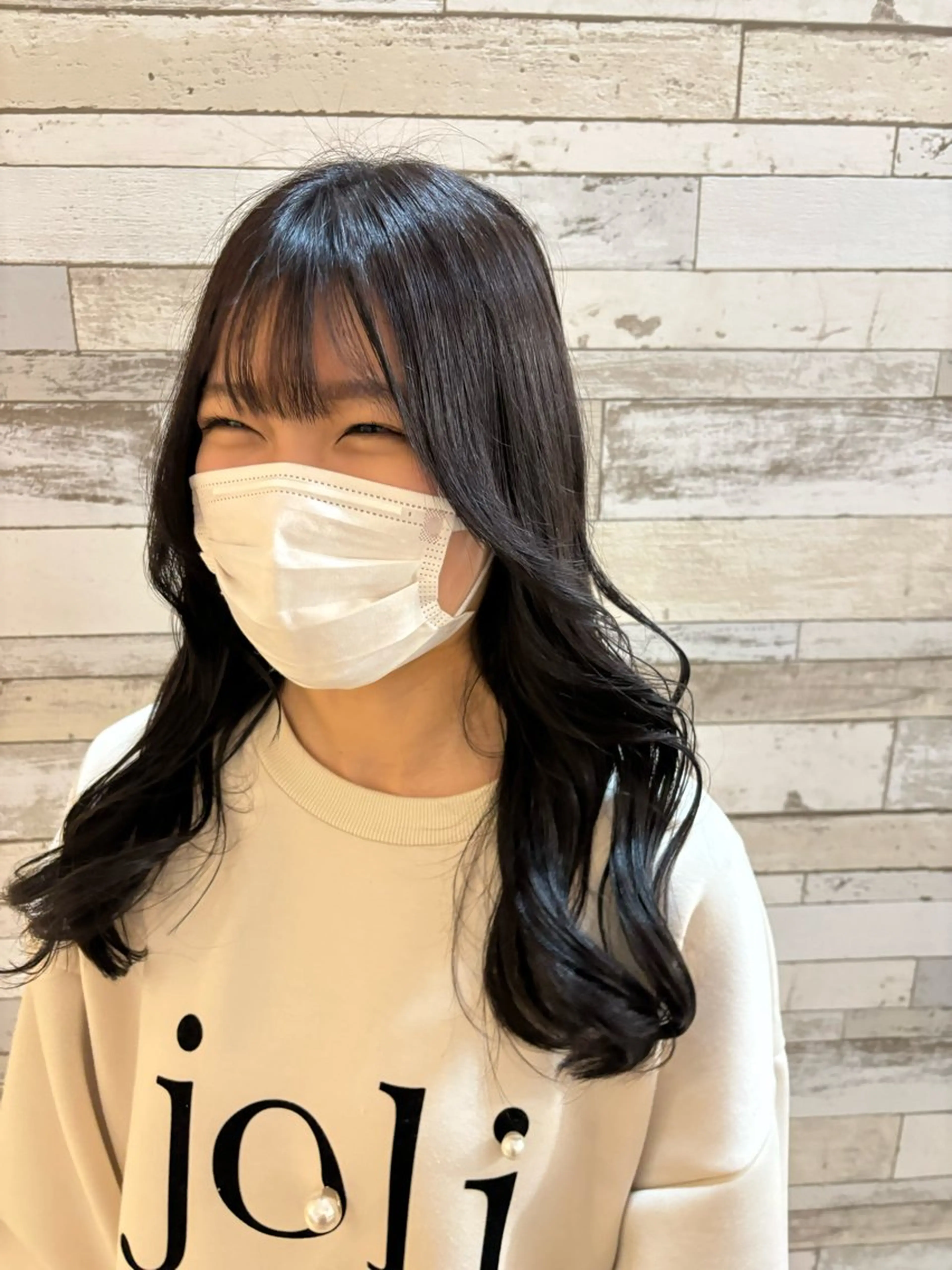 カラー 酒井 菜花のヘアスタイル
