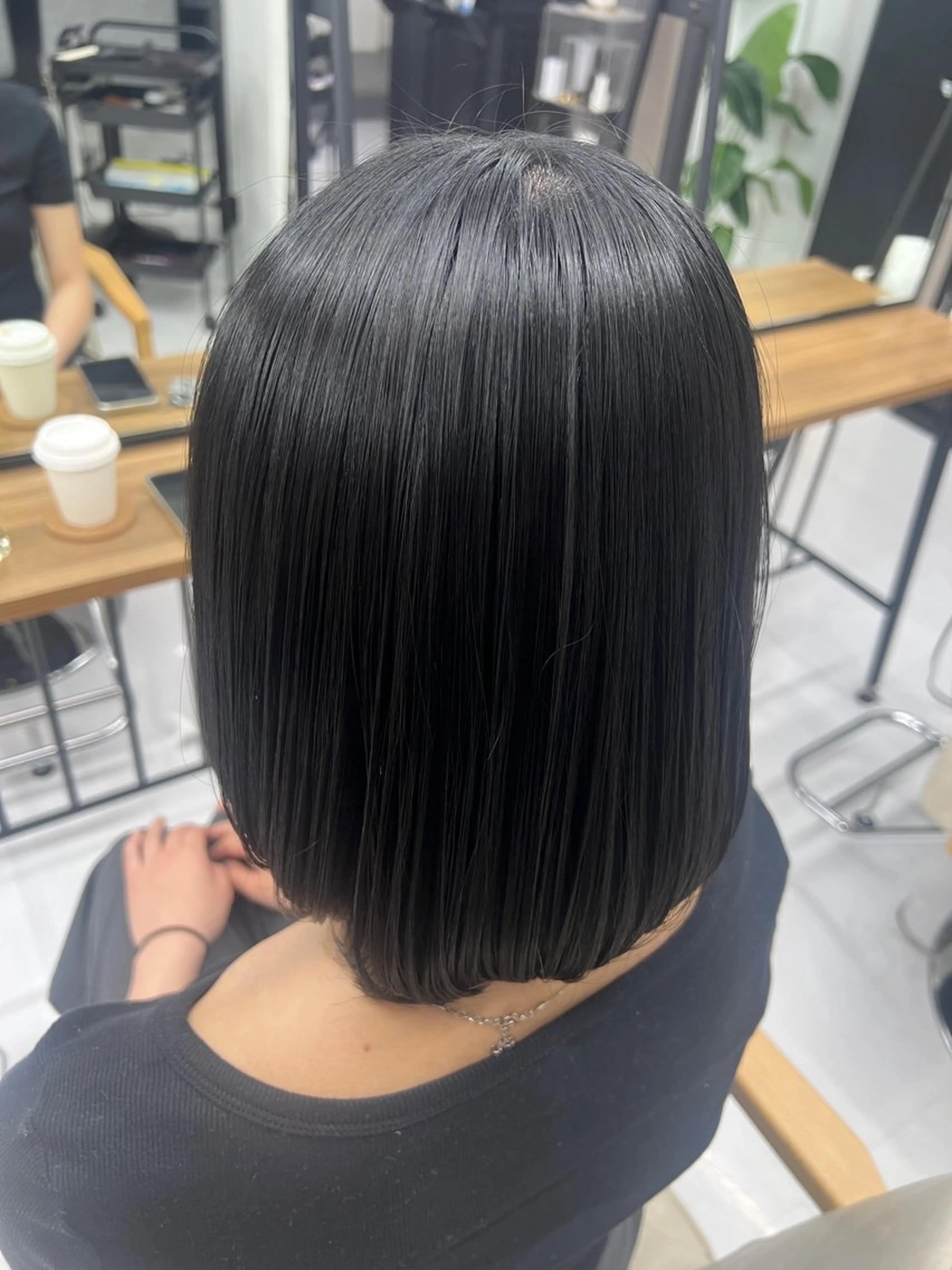 ショート カラー おもかわ おとなのヘアスタイル