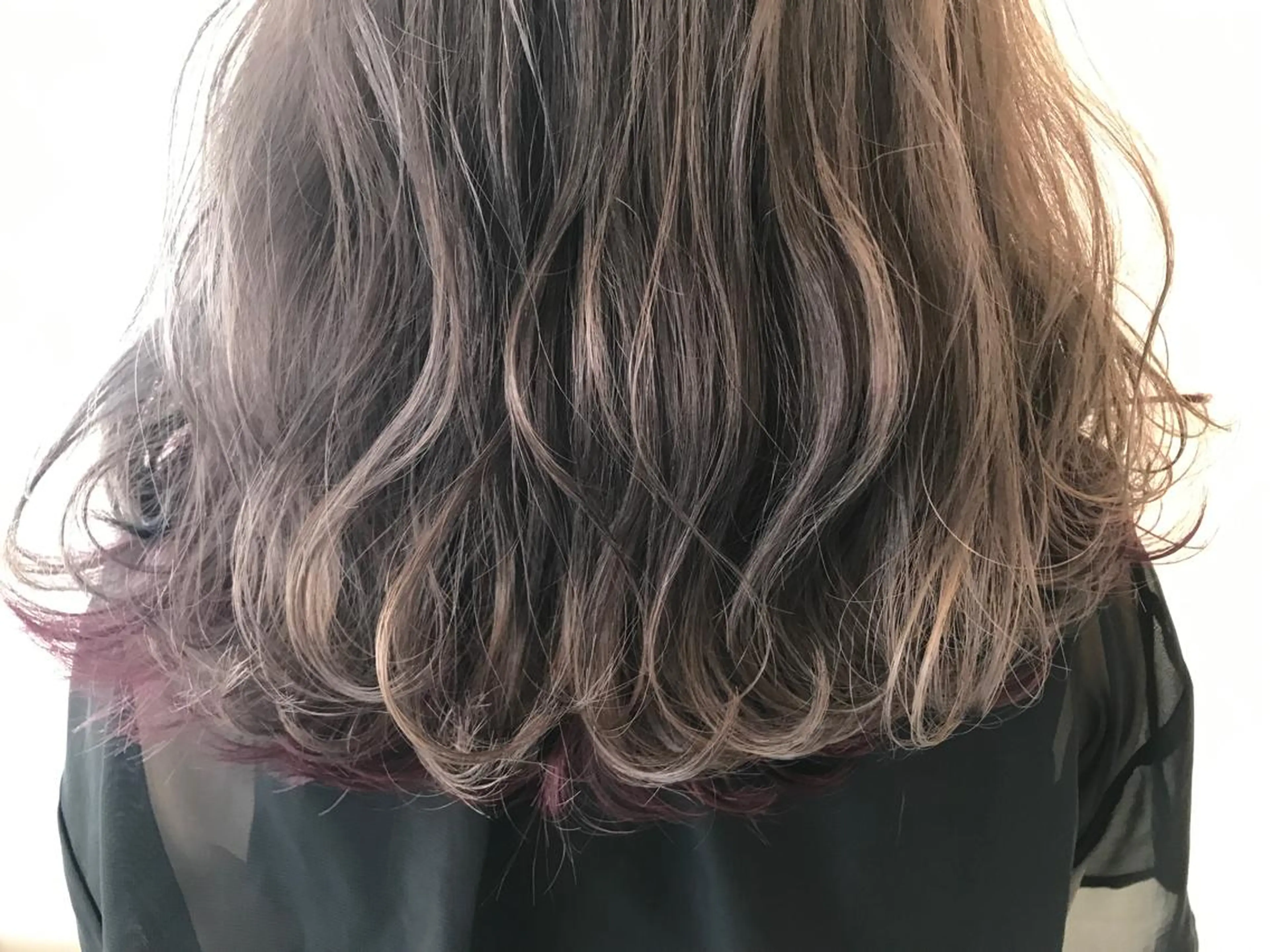セミロング カラー ベージュカラー 透明感カラー ミルクティーベージュ ピンクカラー バイオレットカラー 💈LuTa💈_ 公式_NewOpenのヘアスタイル