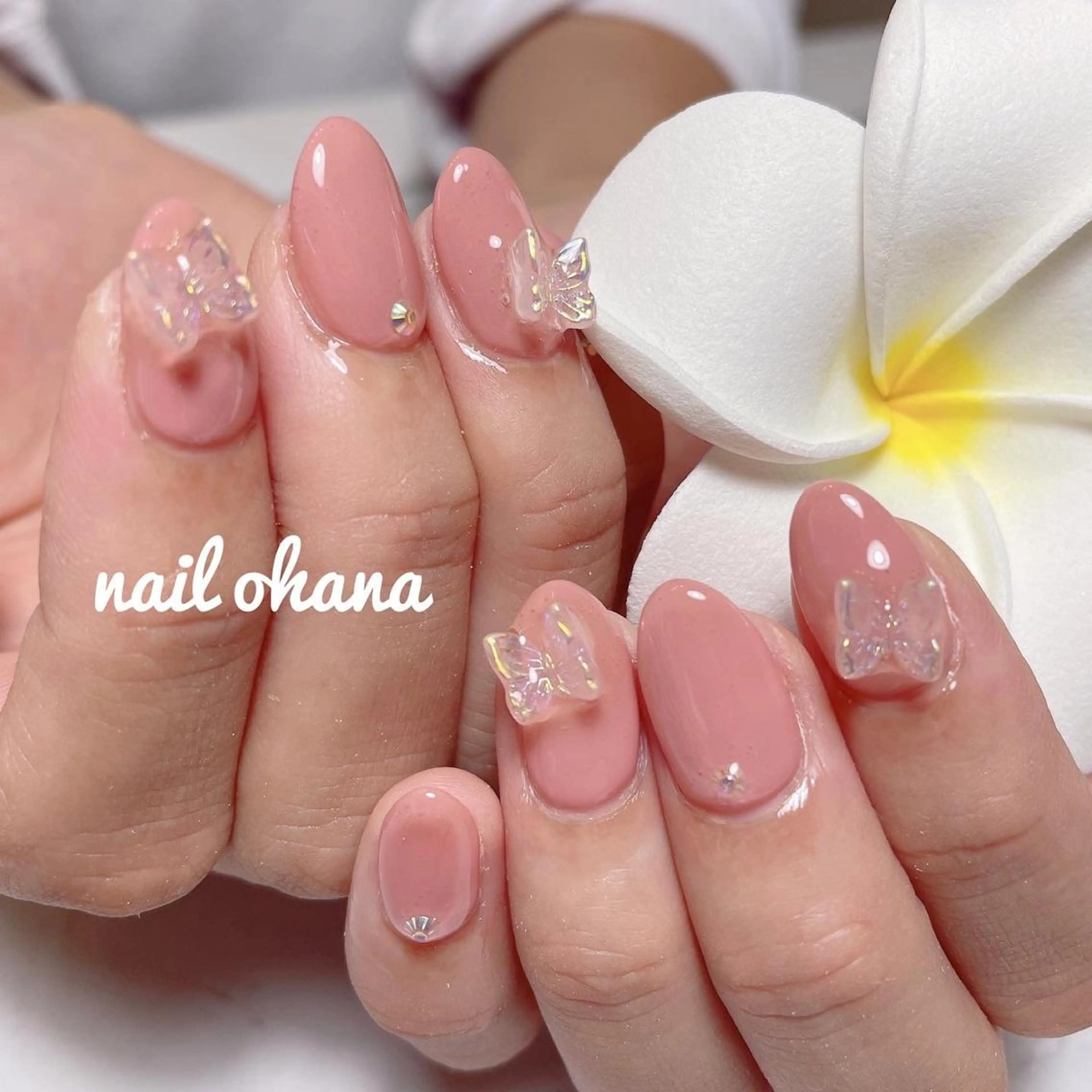 ネイル オーロラネイル クリアネイル ジェルネイル 持ち込み 那覇🏝️台湾人 ネイリストSHIUのネイルデザイン