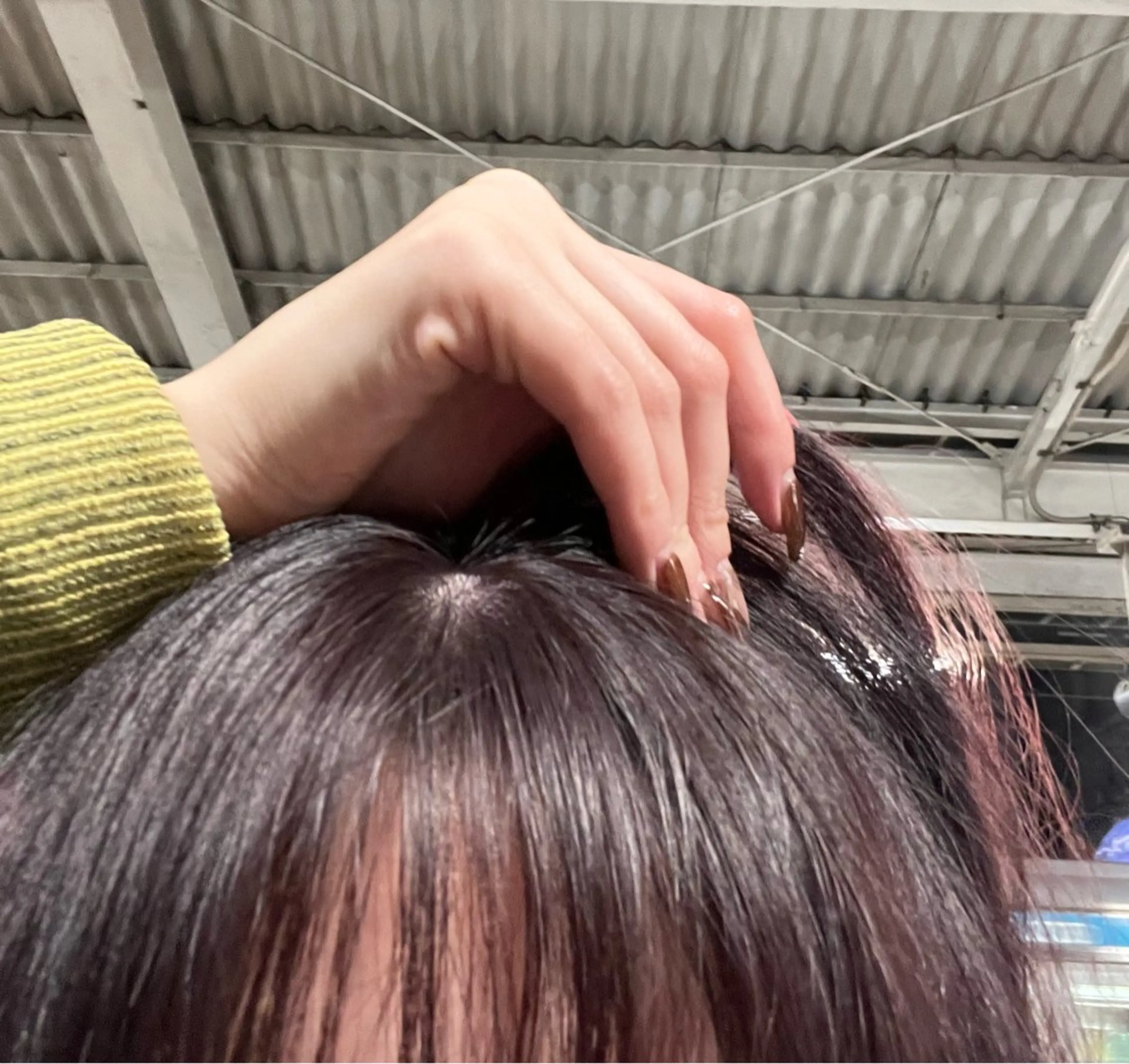 カラー ピンクカラー バイオレットカラー ヘアカラー なかやま みおのヘアスタイル