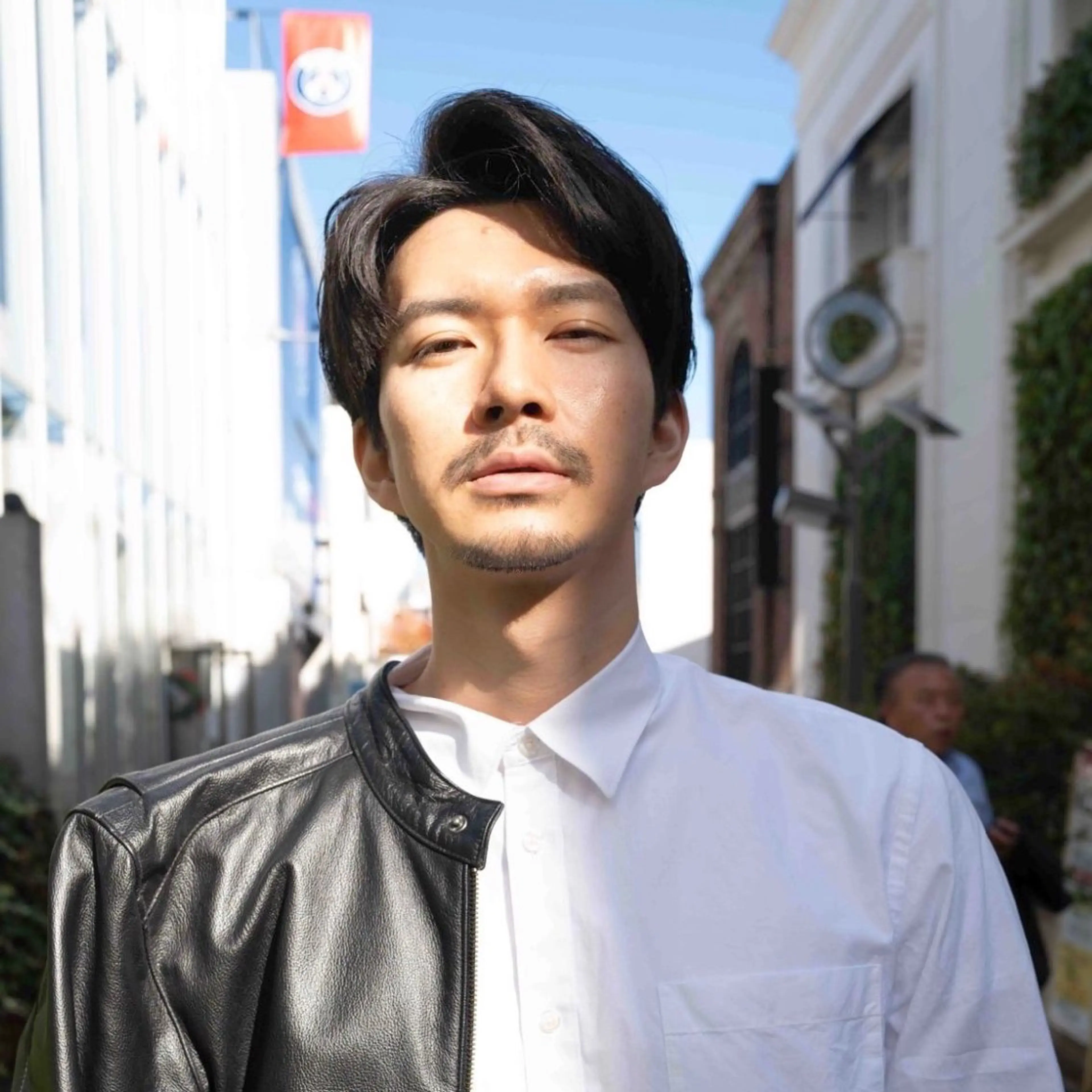ショート カラー パーマ メンズ カルマパーマ メンズパーマ スペインカール ツイストスパイラルパーマ 刈り上げ 大人男子ヘア 💈メンズ特化吉田のヘアスタイル