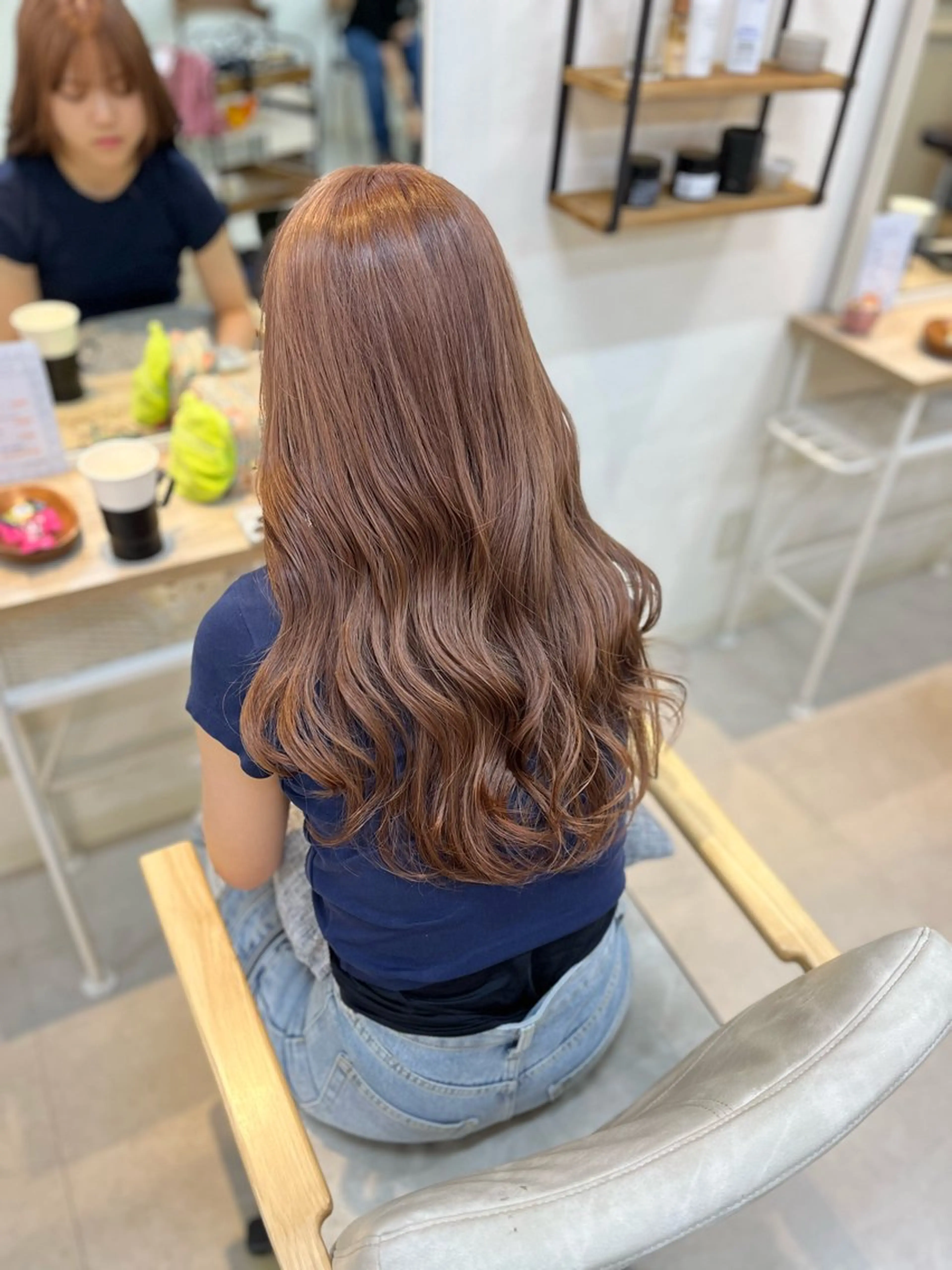 ロング カラー ヘアカラー Lamp 柏 山口 か乃 ブリーチカラーのヘアスタイル