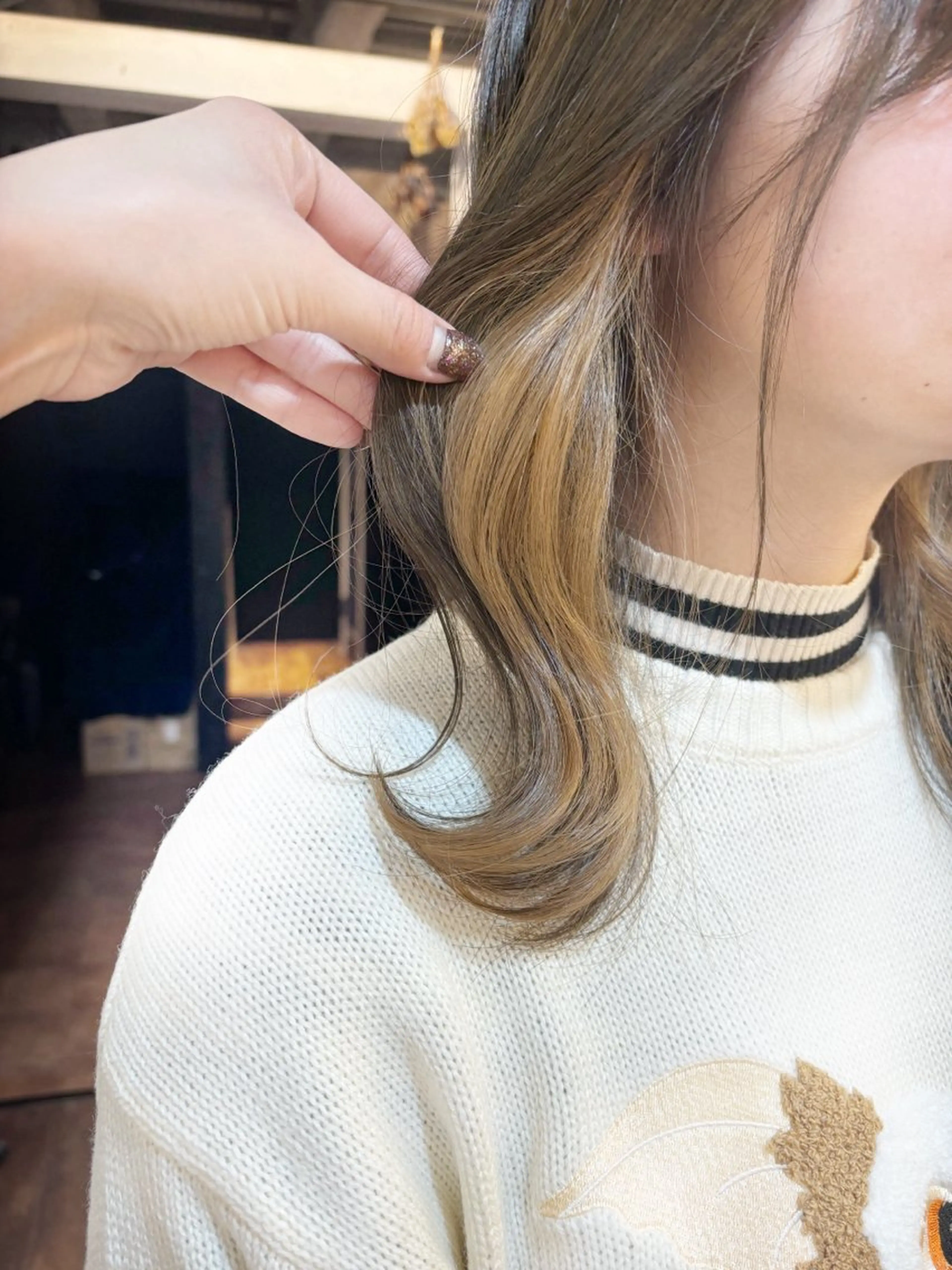 セミロング 顔周りカット ブリーチなしW カラー✳︎ayaneのヘアスタイル