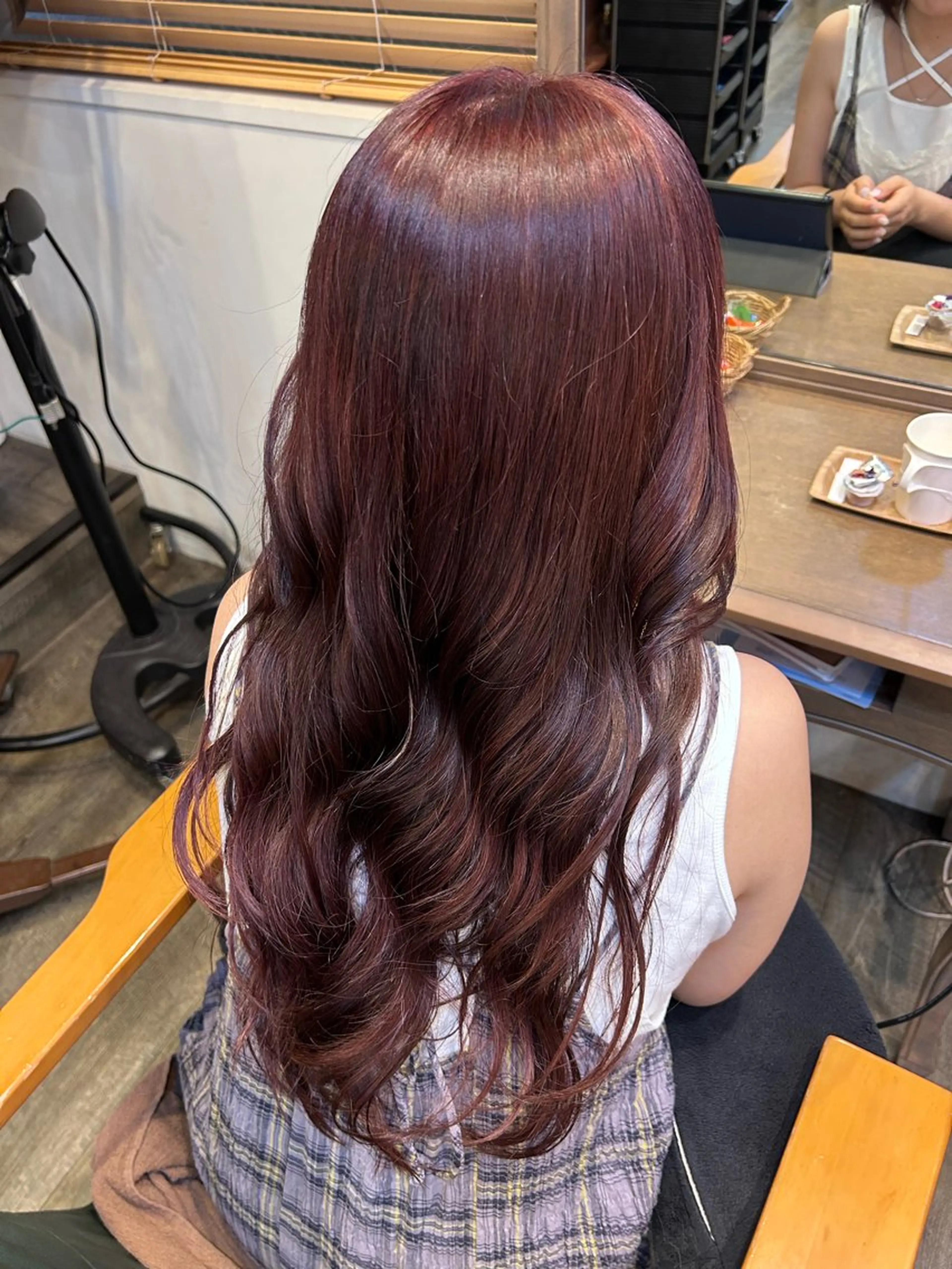 カラー レッドカラー ヘアカラー SALOWIN 新宿三丁目me+所属・レイヤーカット/ボブ /髪質改善/ハルカのヘアスタイル