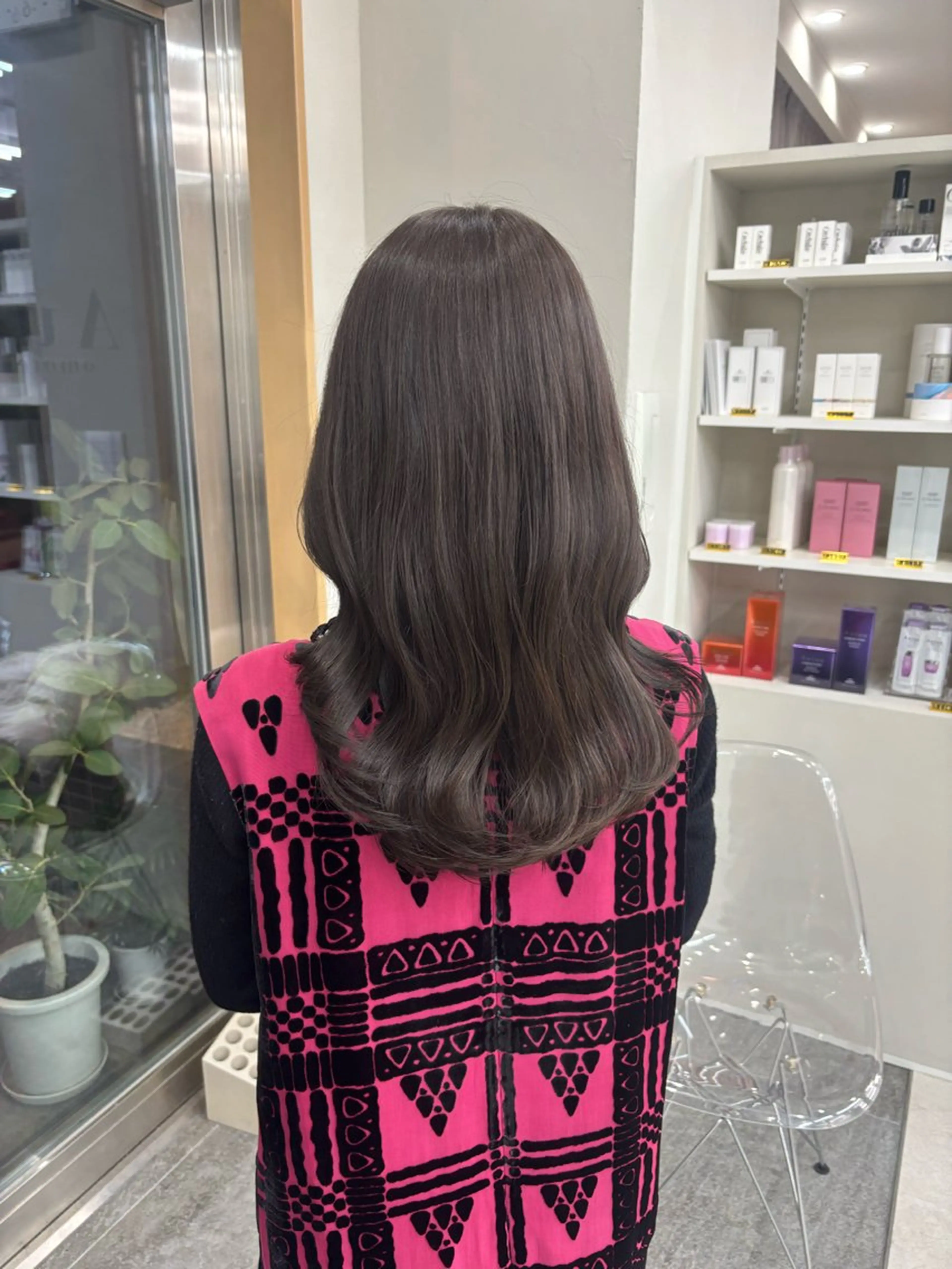 ロング カラー トリートメント 藤原 亜美果のヘアスタイル