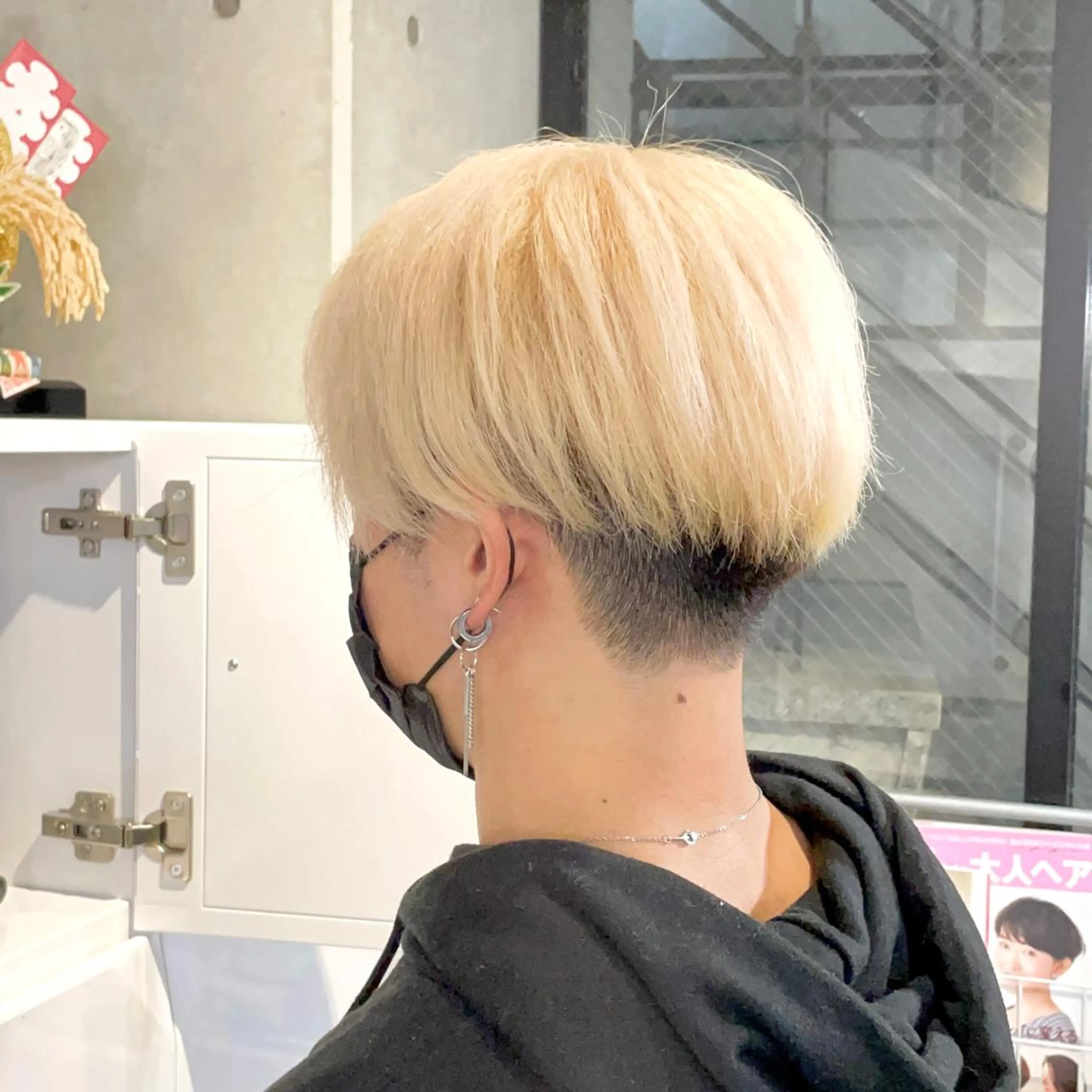 ショート カラー メンズ pizzicato pacto所属・ボルドーカラー/ワイ ンレッド/長山遼太郎のヘアスタイル