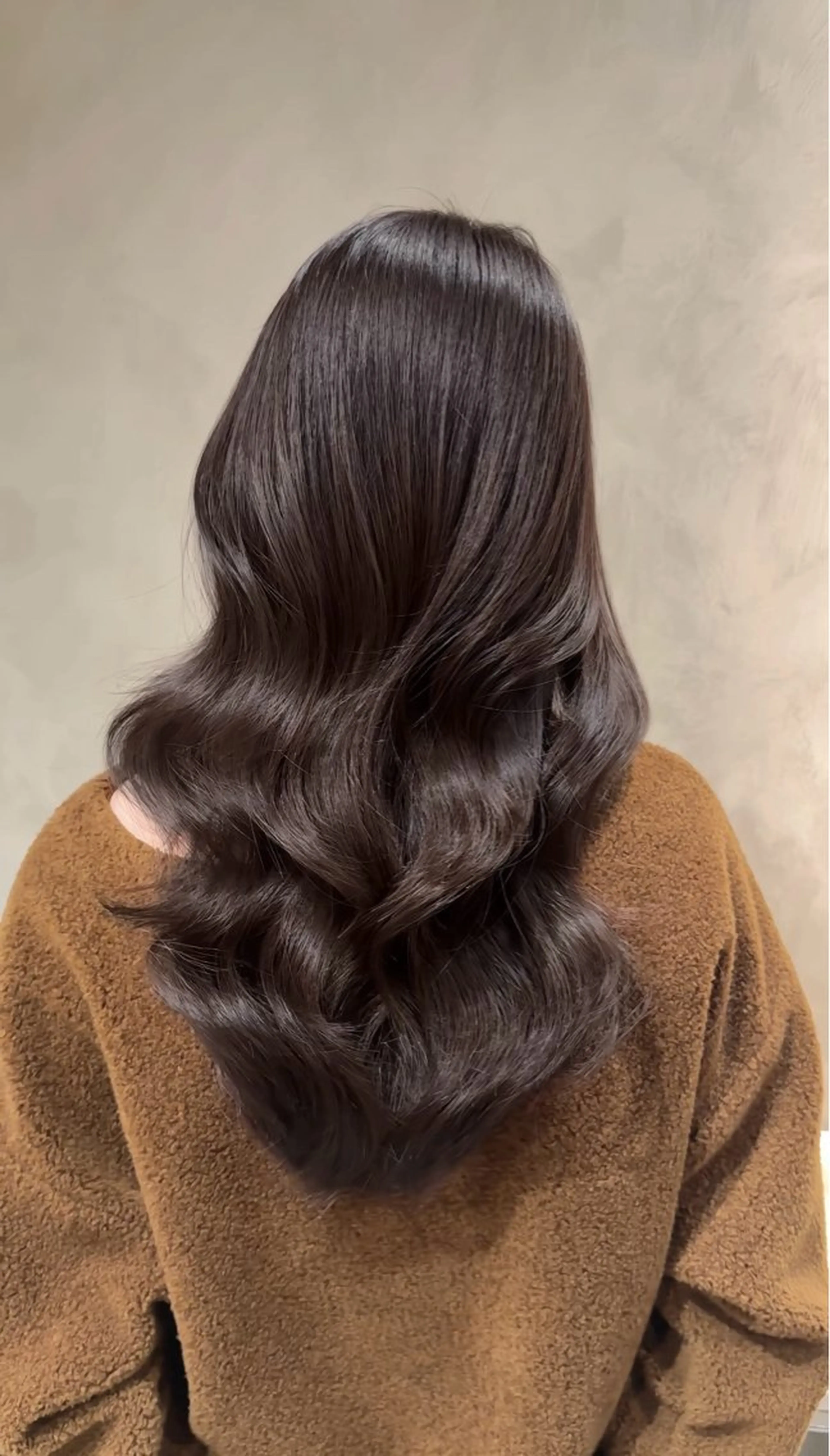 ロング レイヤーカット ヘアカラー トリートメント 三浦 秀太郎のヘアスタイル