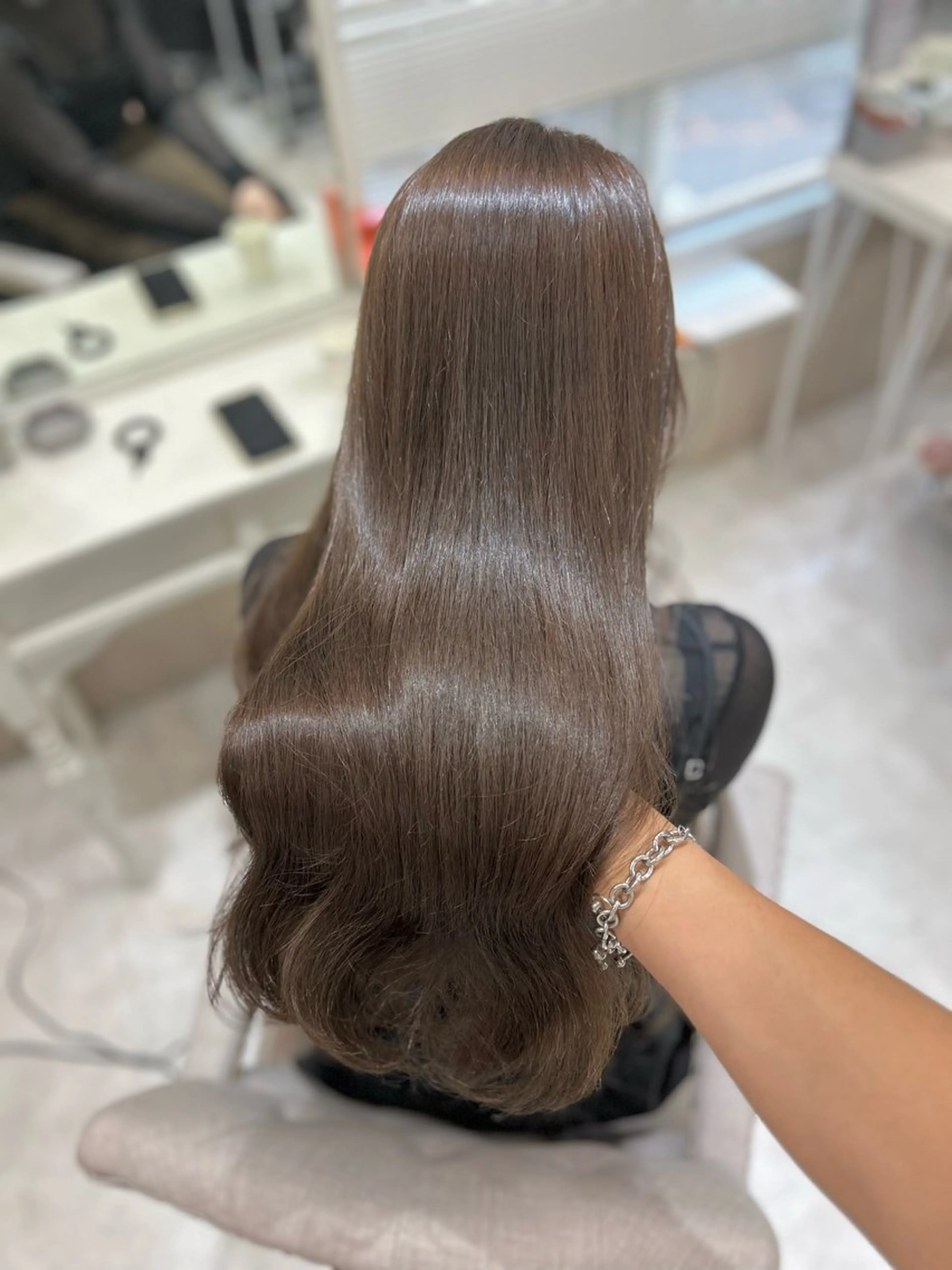 ロング カラー ヘアカラー トリートメント Core Haruのヘアスタイル