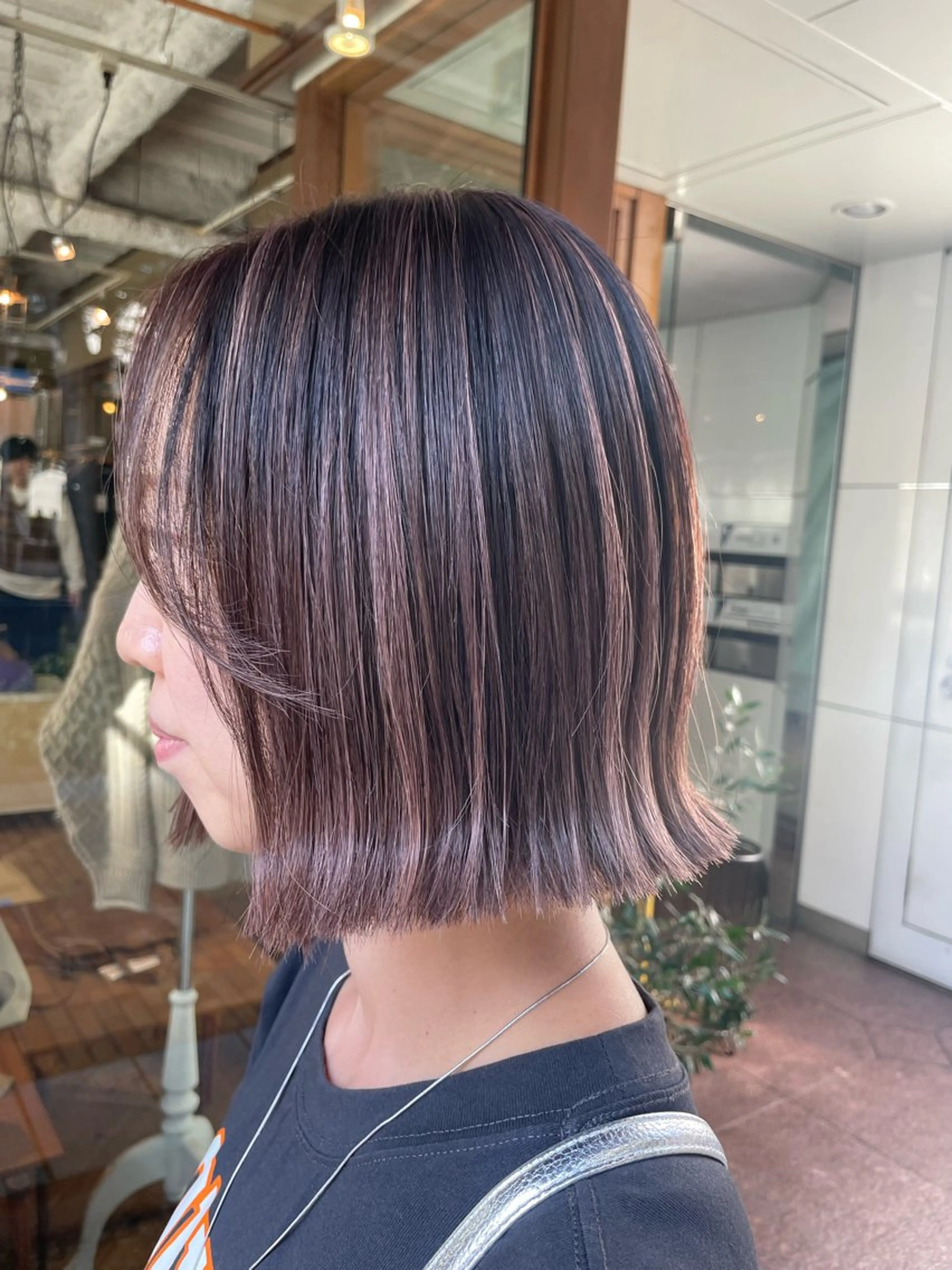 ショート カラー ベージュカラー グラデーションカラー ハイライトカラー ピンクカラー ピンクベージュ ヘアカラー トリートメント VERONIQUE所属・山本 雅由のヘアスタイル