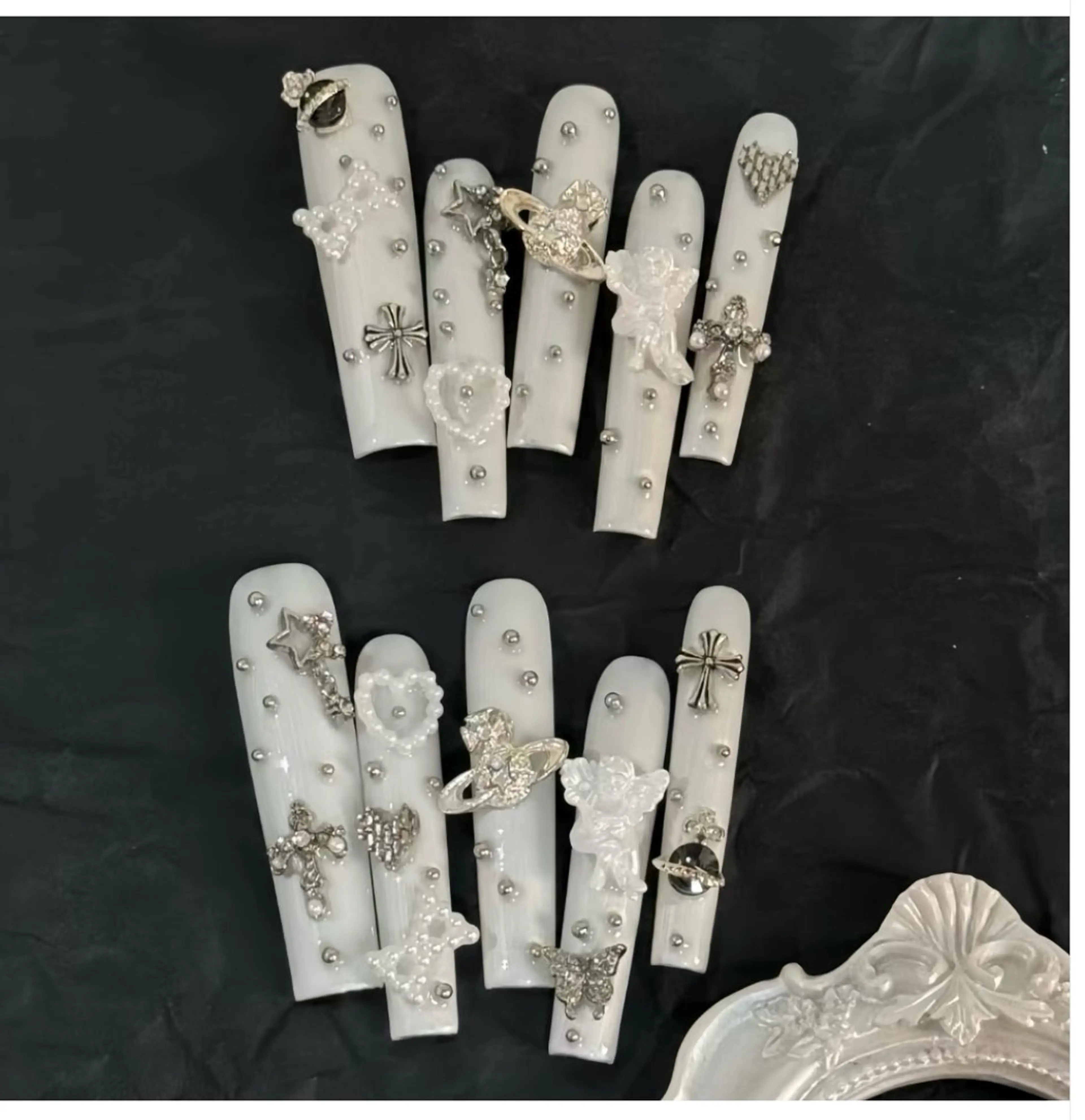 ネイル ハンドネイル 清水 吹雪のネイルデザイン