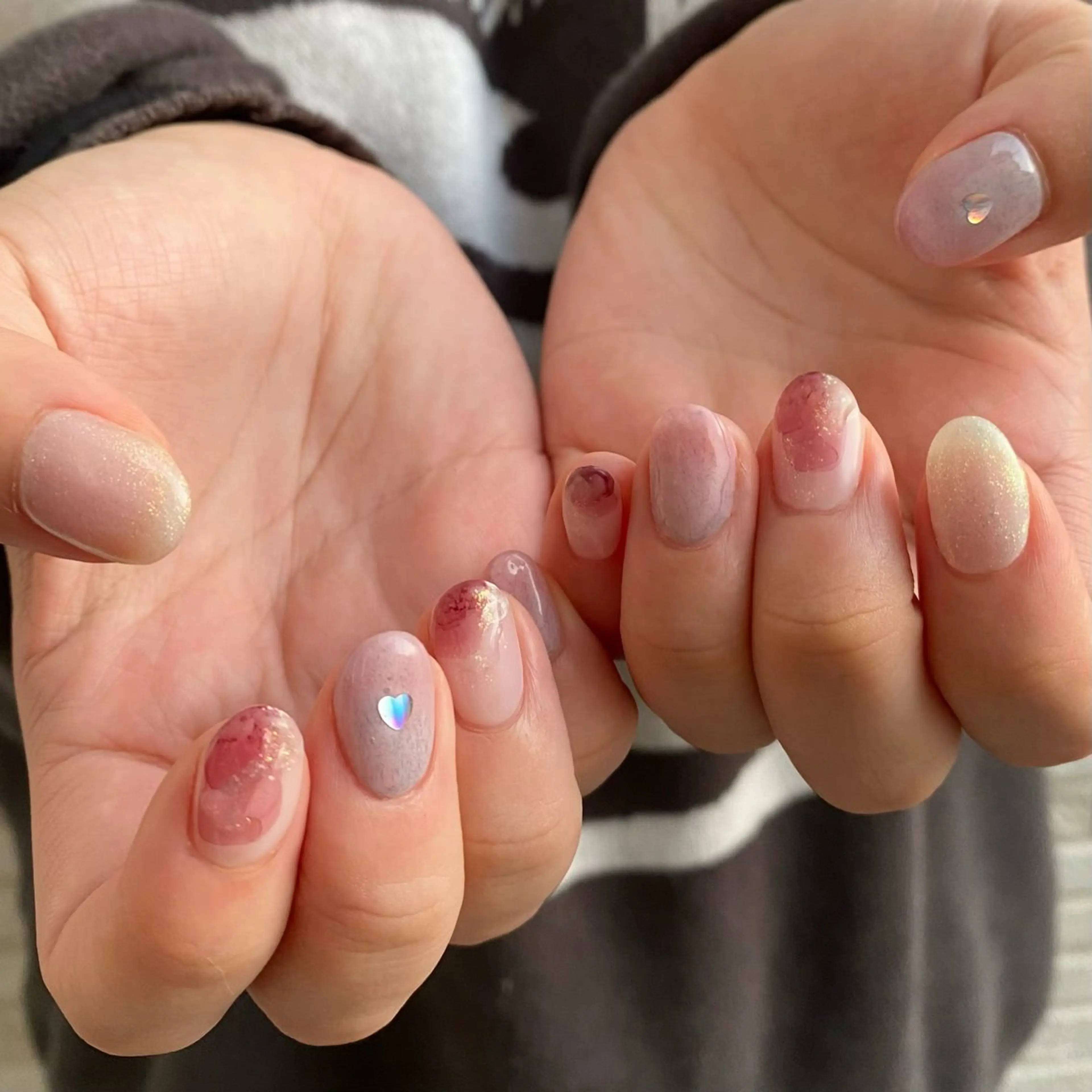 ネイル ニュアンスネイル 冬ネイル クリスマス ハンドネイル to.所属・to nailのその他イメージ