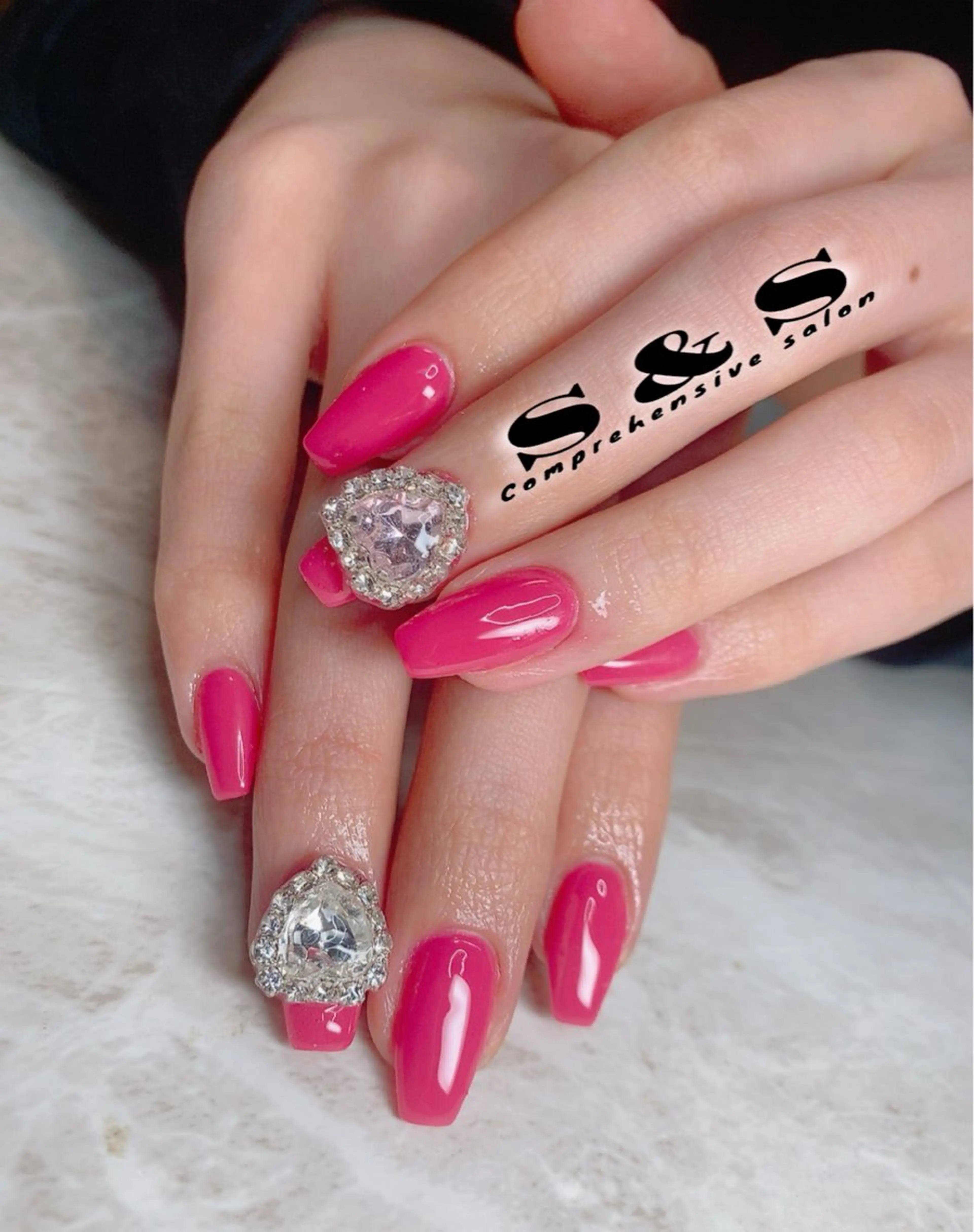 ネイル 長さ出し メンズネイル 持ち込み スカルプネイル S&S 村田小百合のネイルデザイン