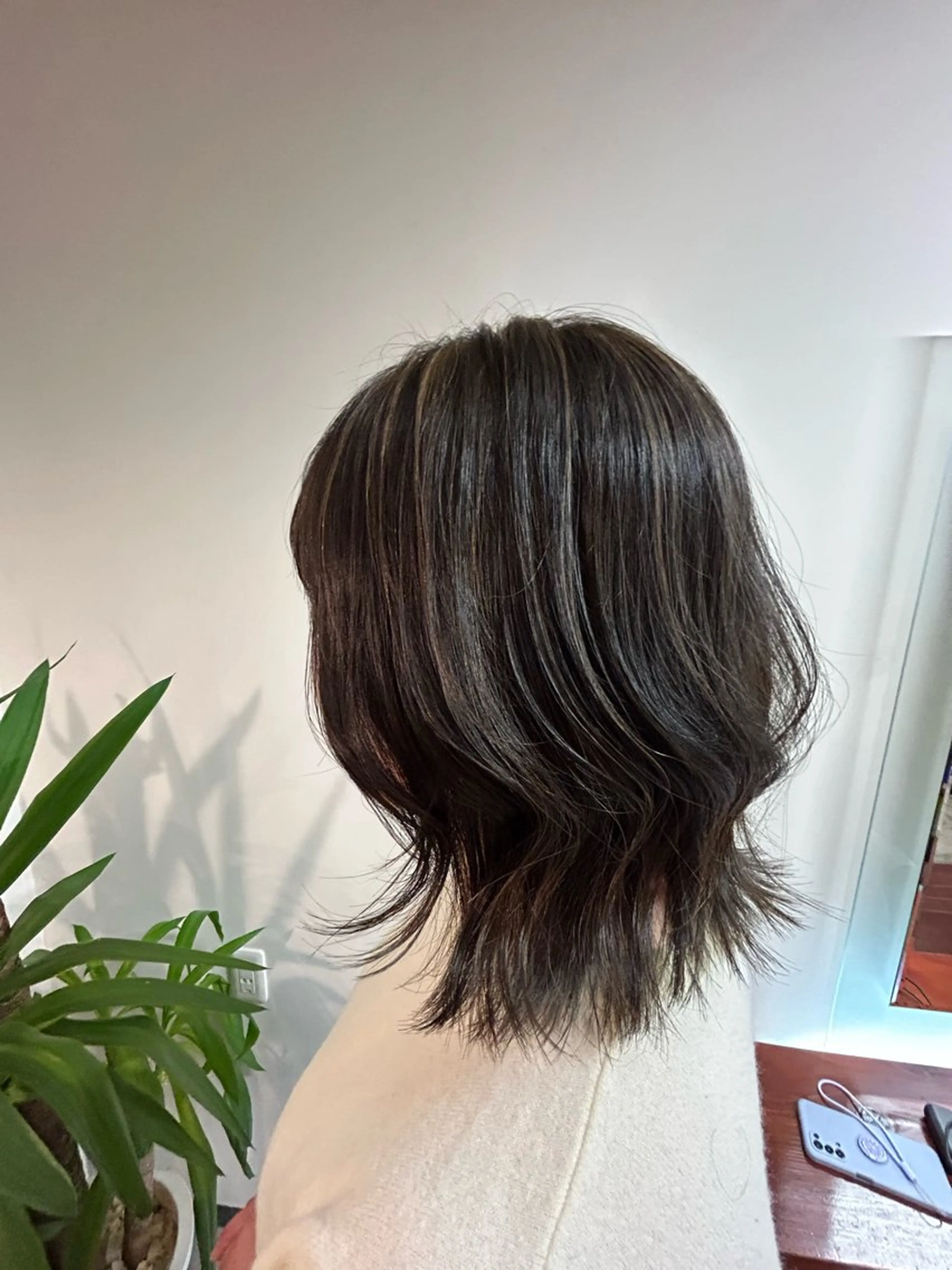 ミディアム カラー 斎藤 真生のヘアスタイル