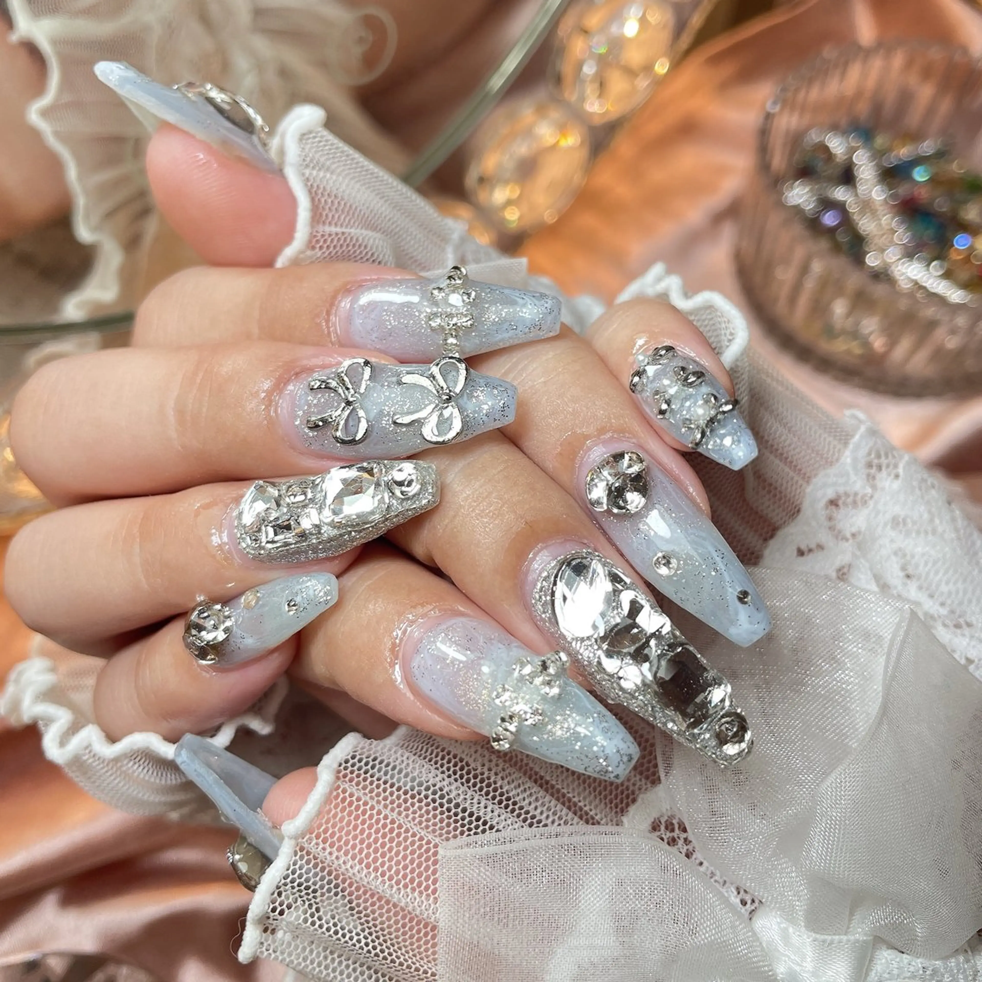 ネイル 23時まで❤︎韓国、 ワンホンネイルのネイルデザイン