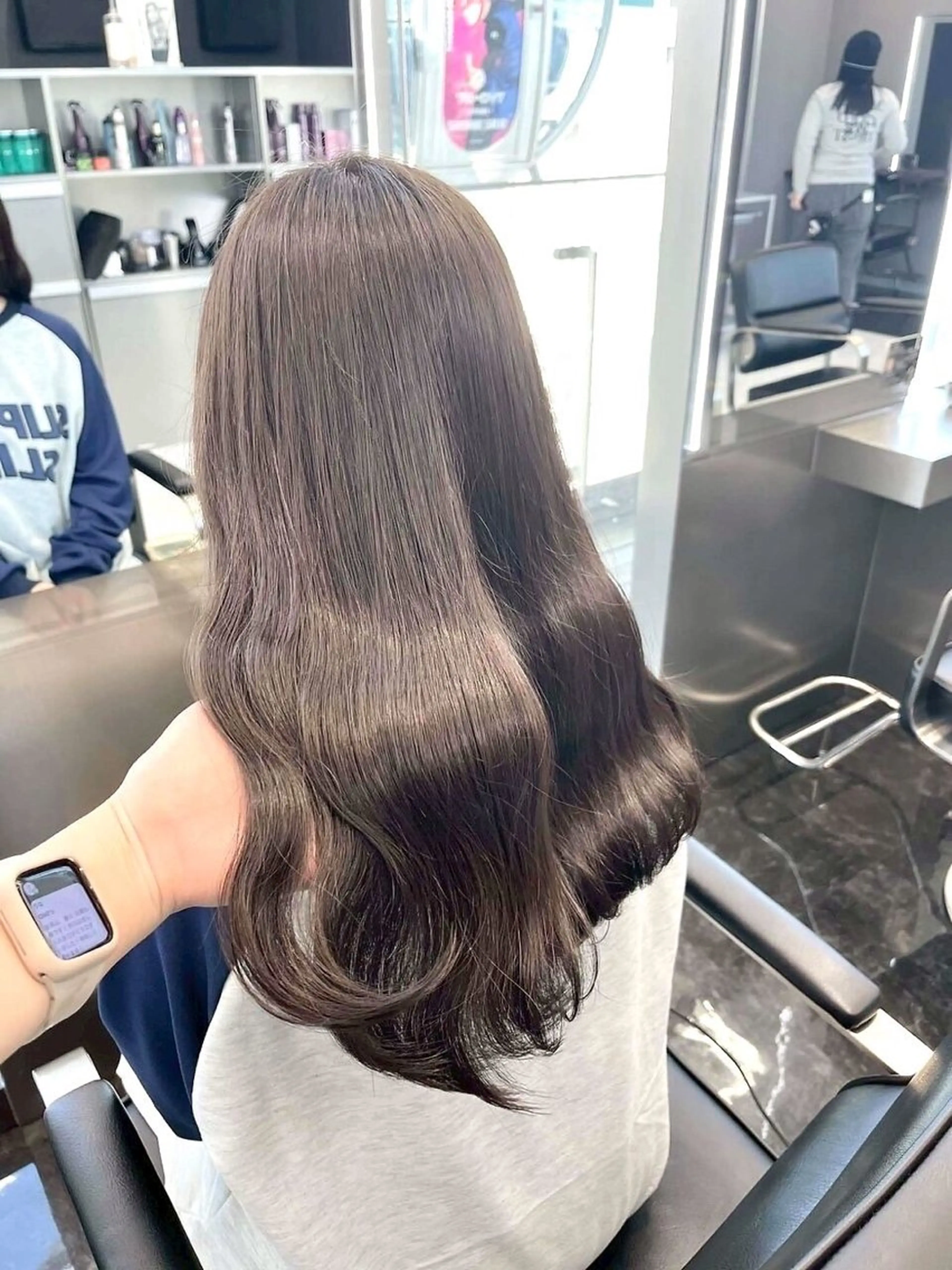 ロング 深野 ちさとのヘアスタイル