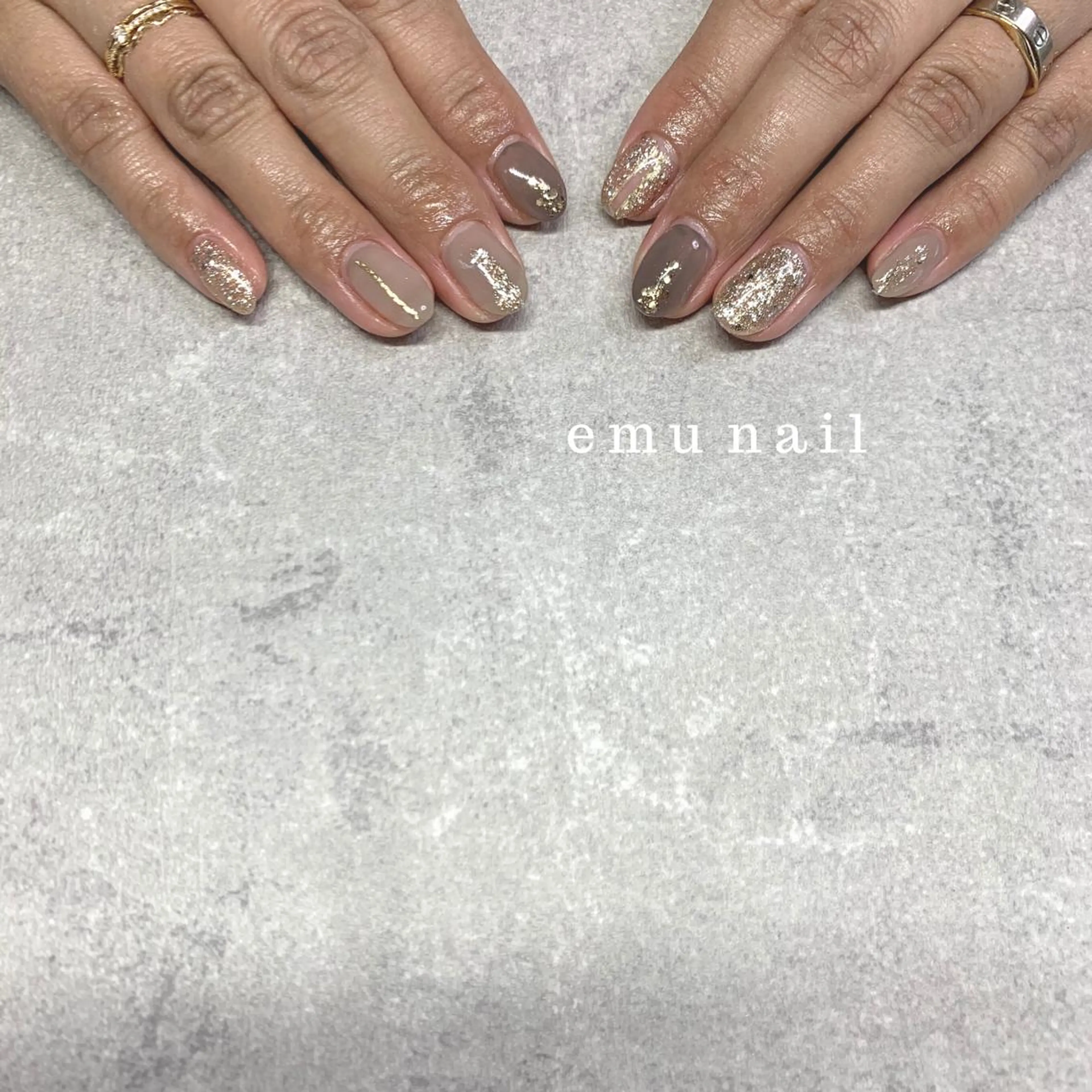 ネイル ブラウン ニュアンスネイル emu nailのネイルデザイン