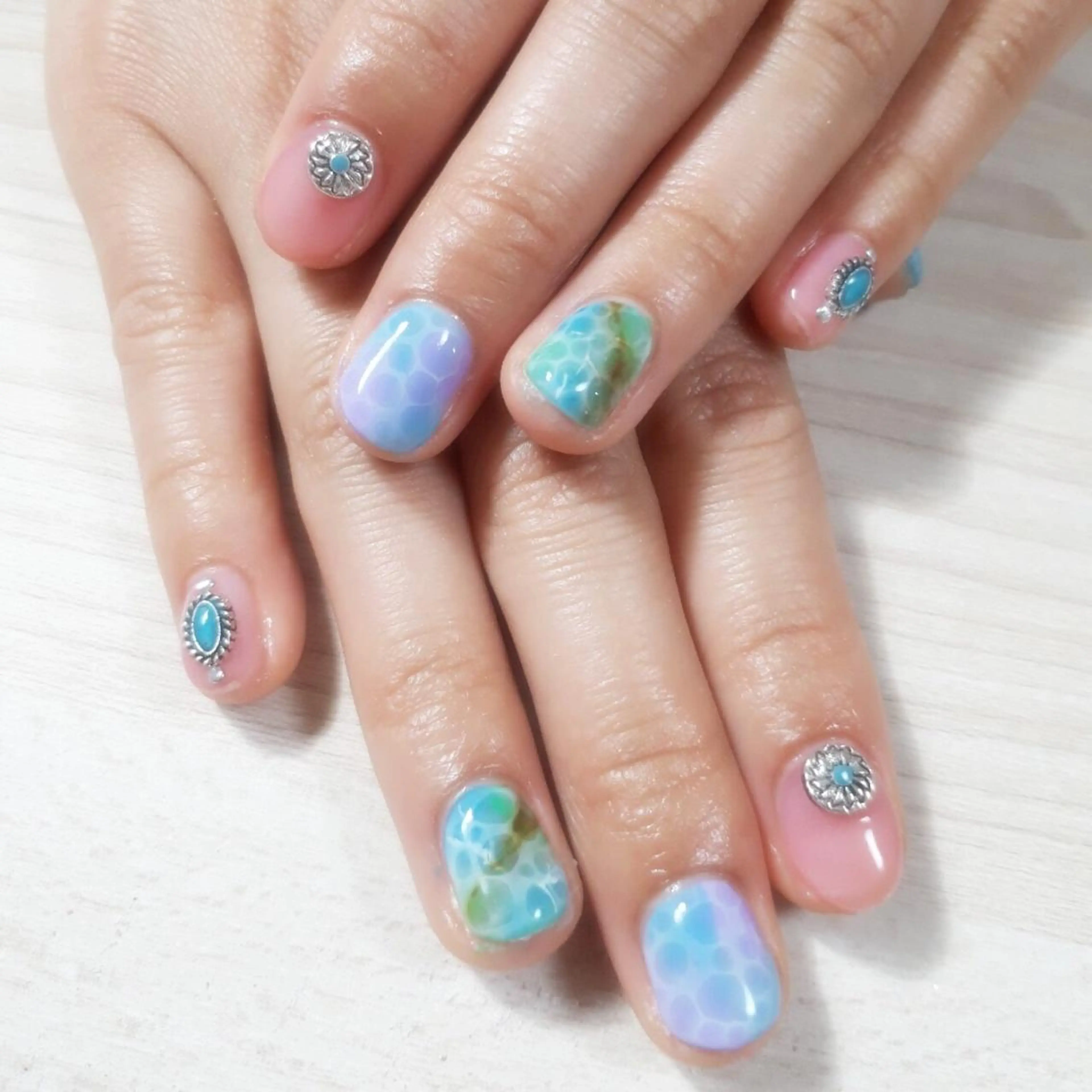 ネイル 安藤 Charlotteのネイルデザイン