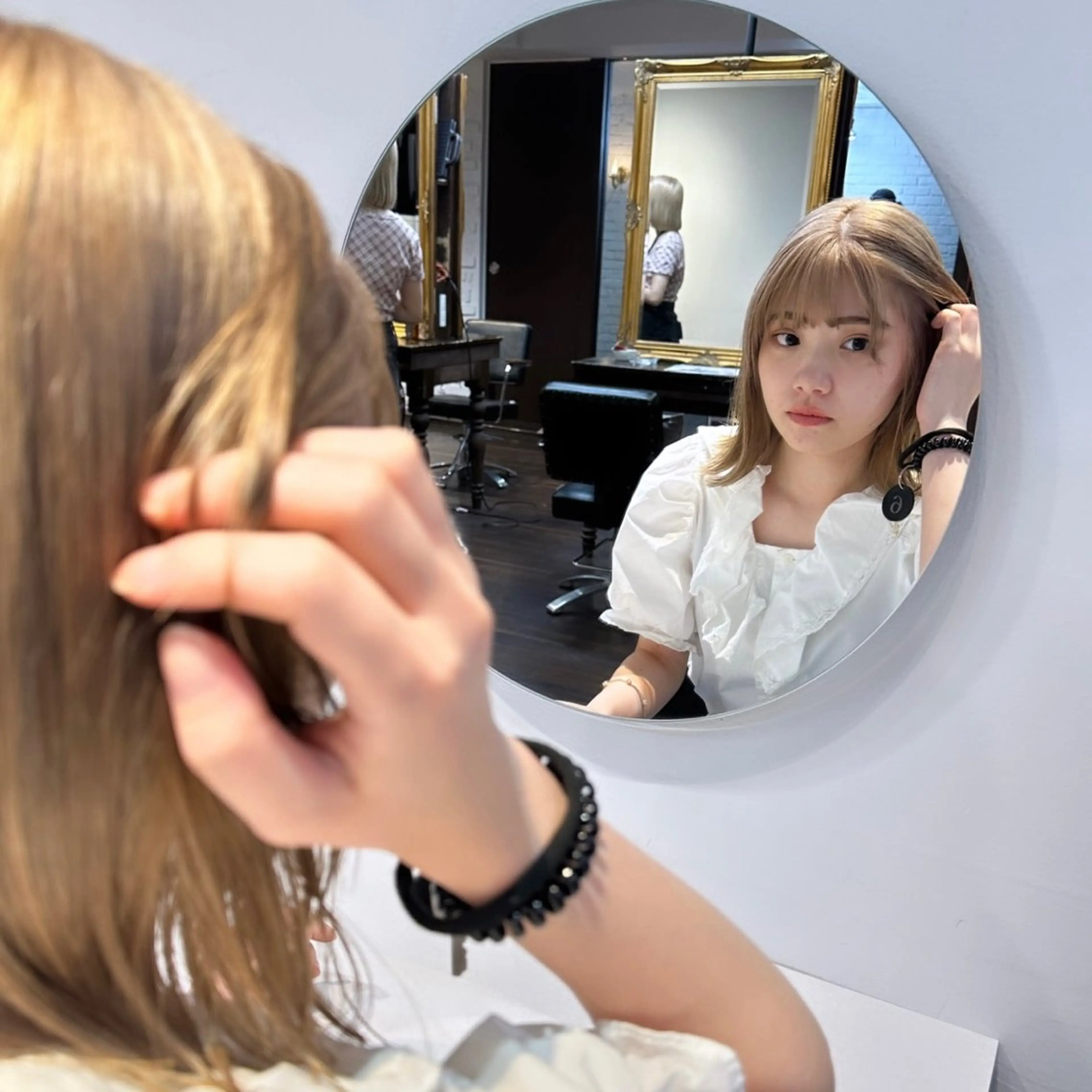 ショート カラー 心斎橋ダブルカラー ボブ/レイヤーのヘアスタイル