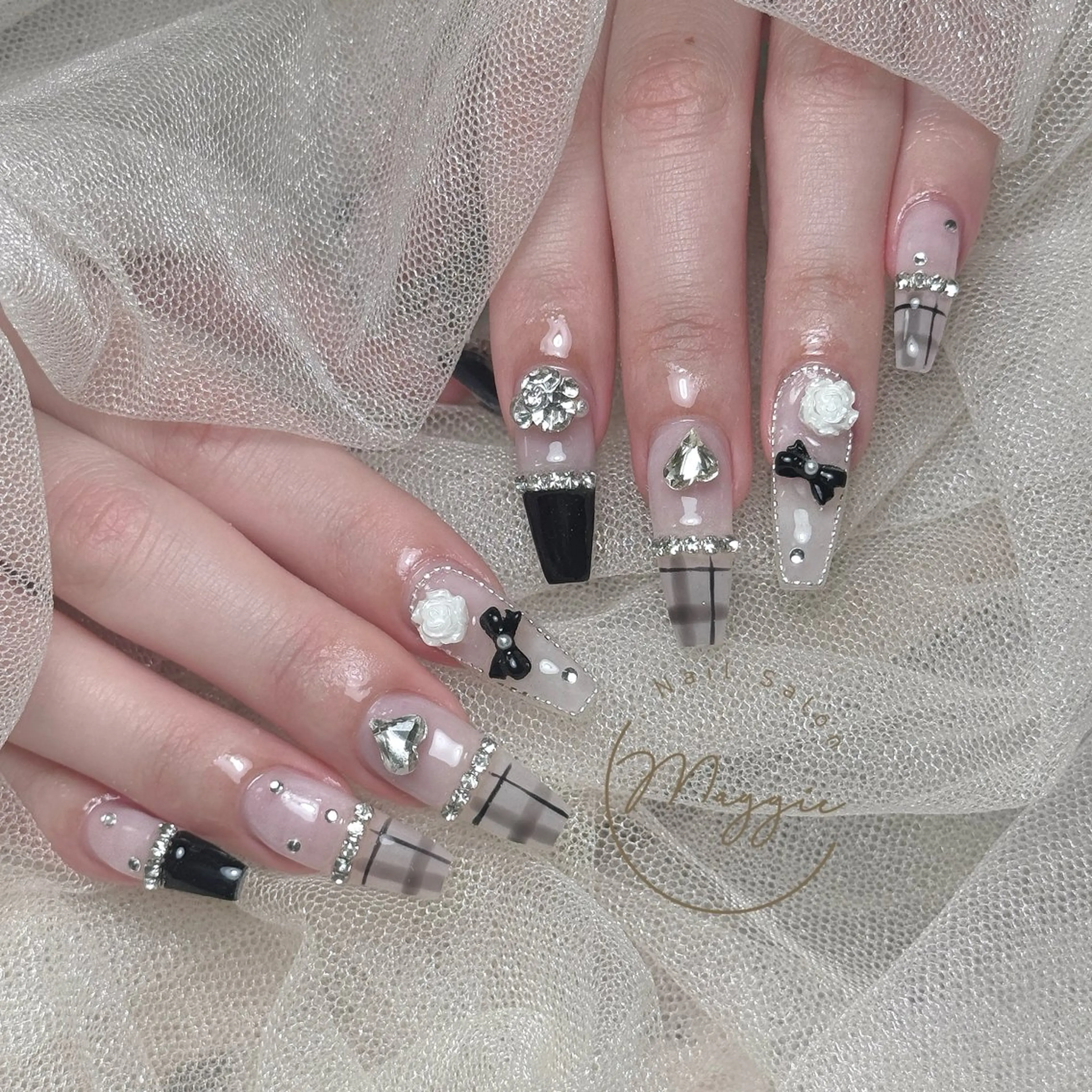 ネイル Maggie Nail🦩のネイルデザイン