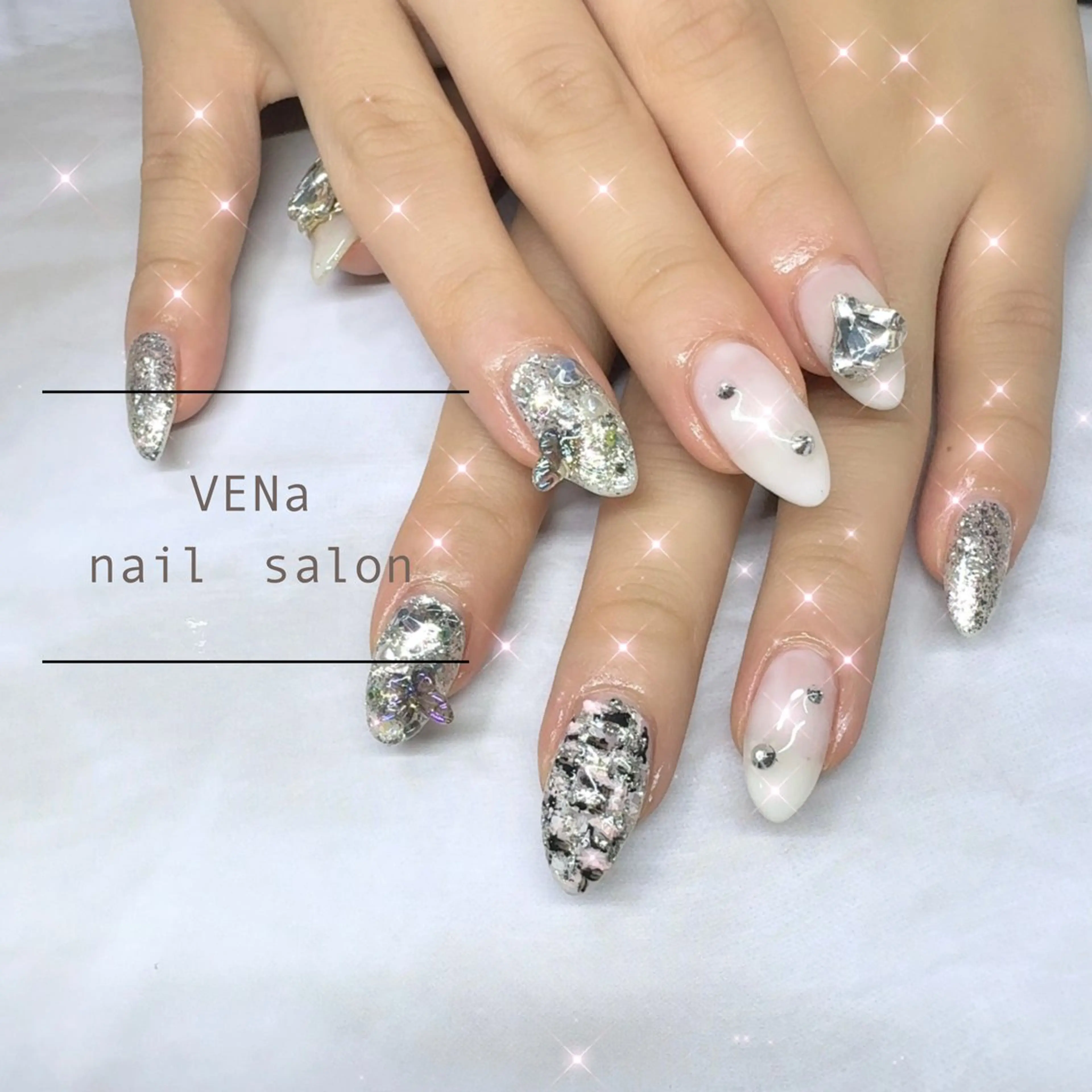 ネイル ハート キラキラネイル ツイードネイル VENa eye＆ nail salonのマツエク・マツパデザイン
