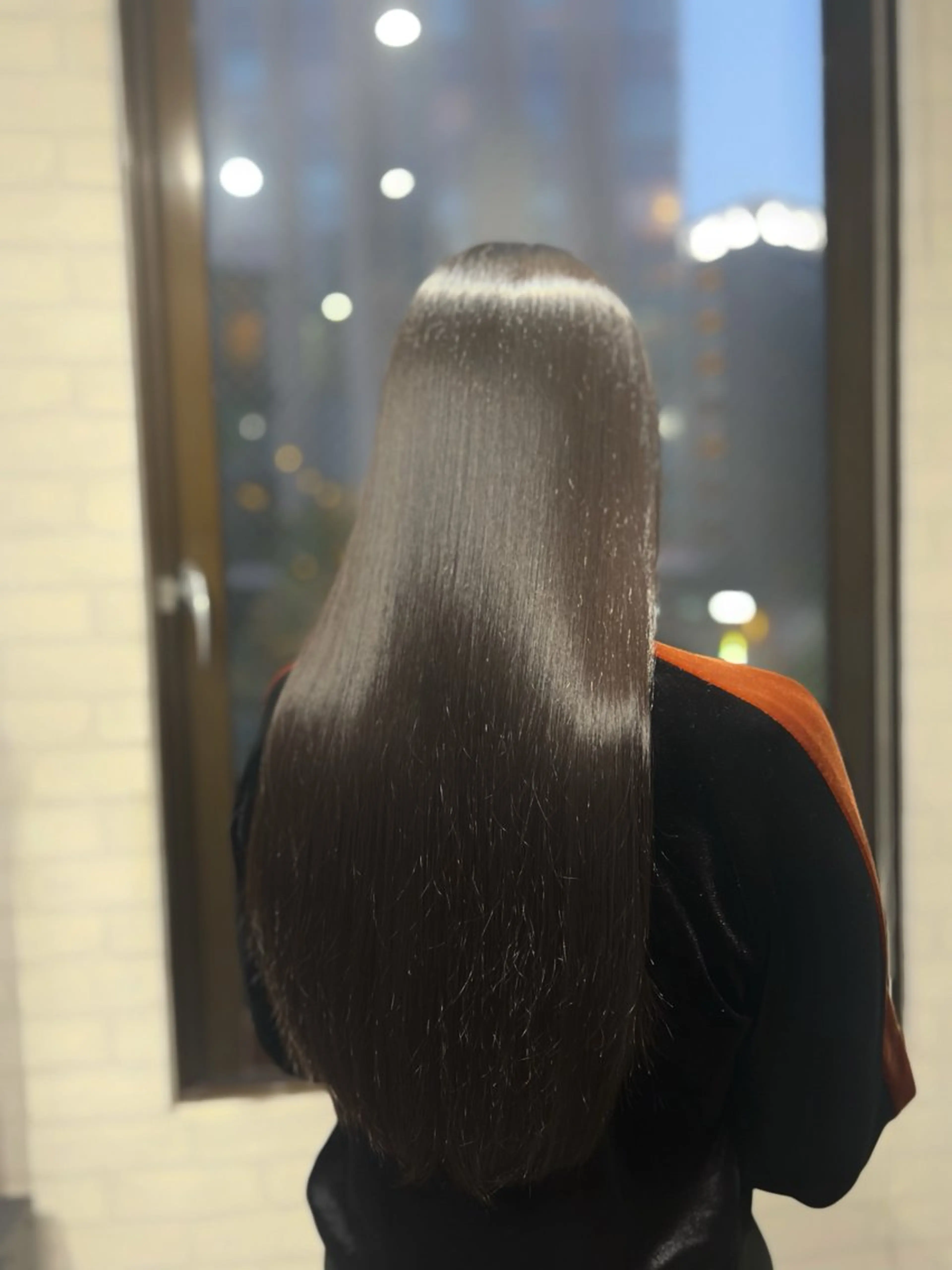 ロング 髪質改善 レイヤーカット ロング 似合わせカット 縮毛矯正 カット 縮毛矯正 トリートメント 前髪カット/顔周り /レイヤー/髪質改善のヘアスタイル