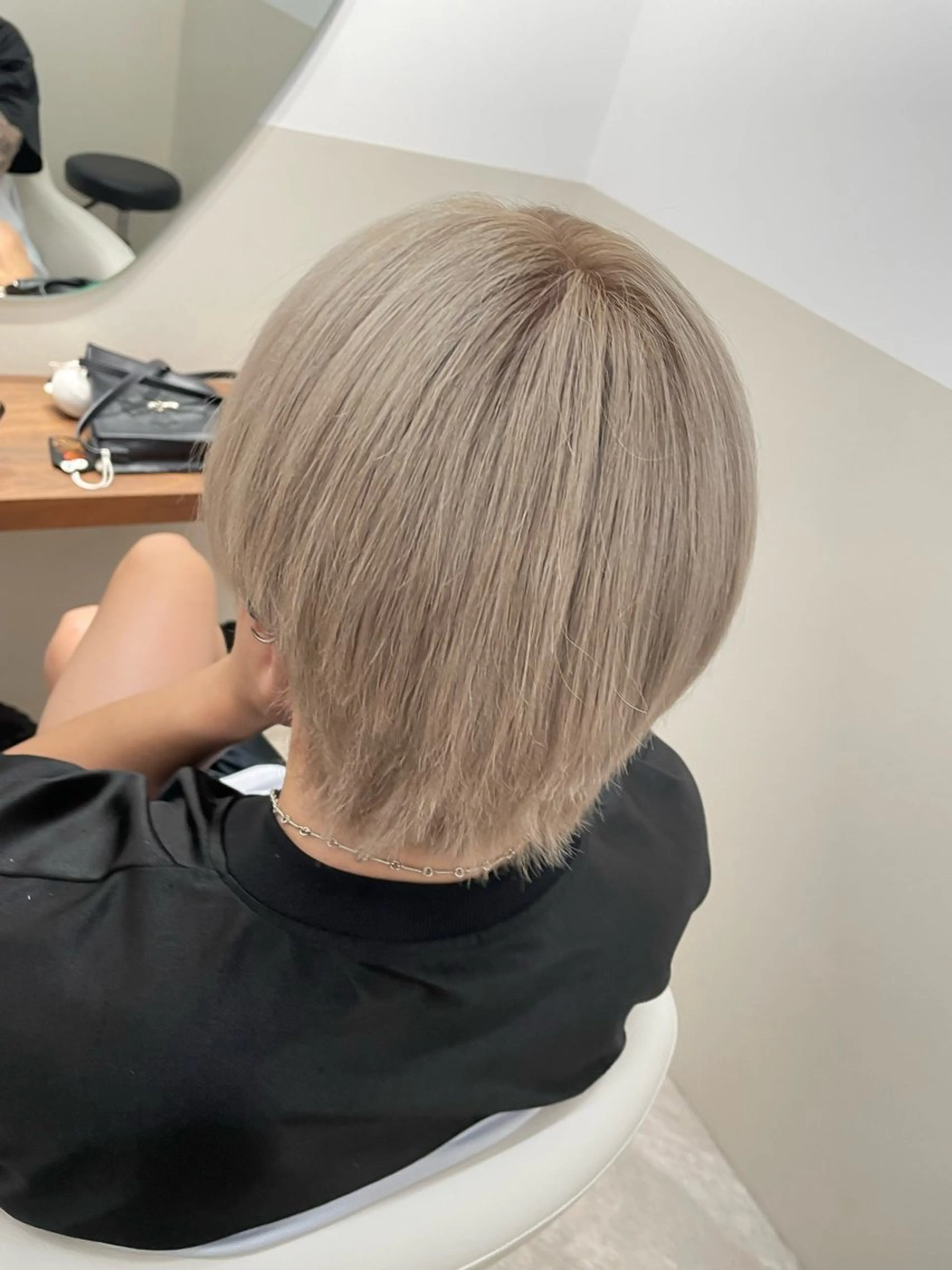 カラー メンズ 月野 兎のヘアスタイル