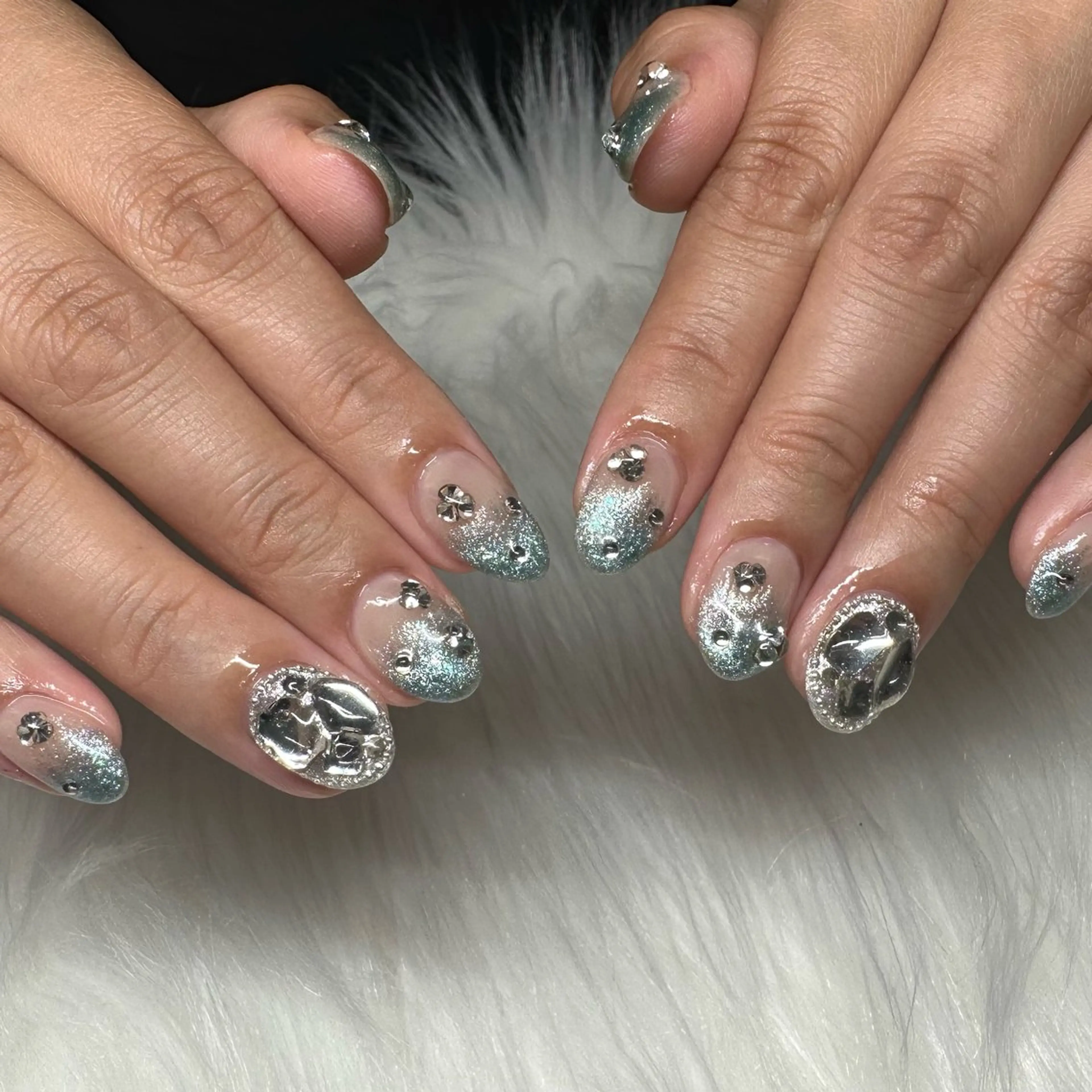 ネイル ハンドネイル Nailist Amiのネイルデザイン