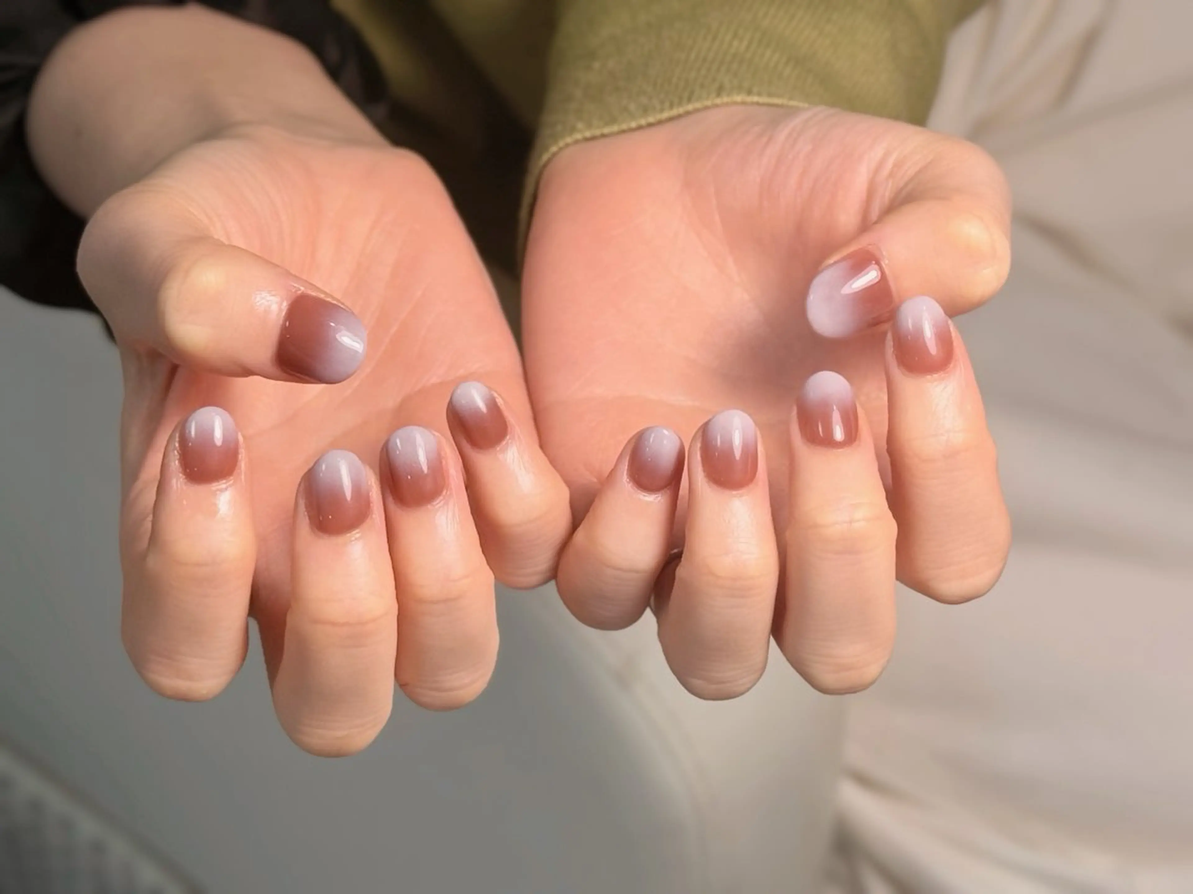 ネイル アートネイル オーロラネイル チークネイル フレンチネイル ガラスフレンチ ハンドネイル 🎀🎀YooLi Nail Salonのネイルデザイン