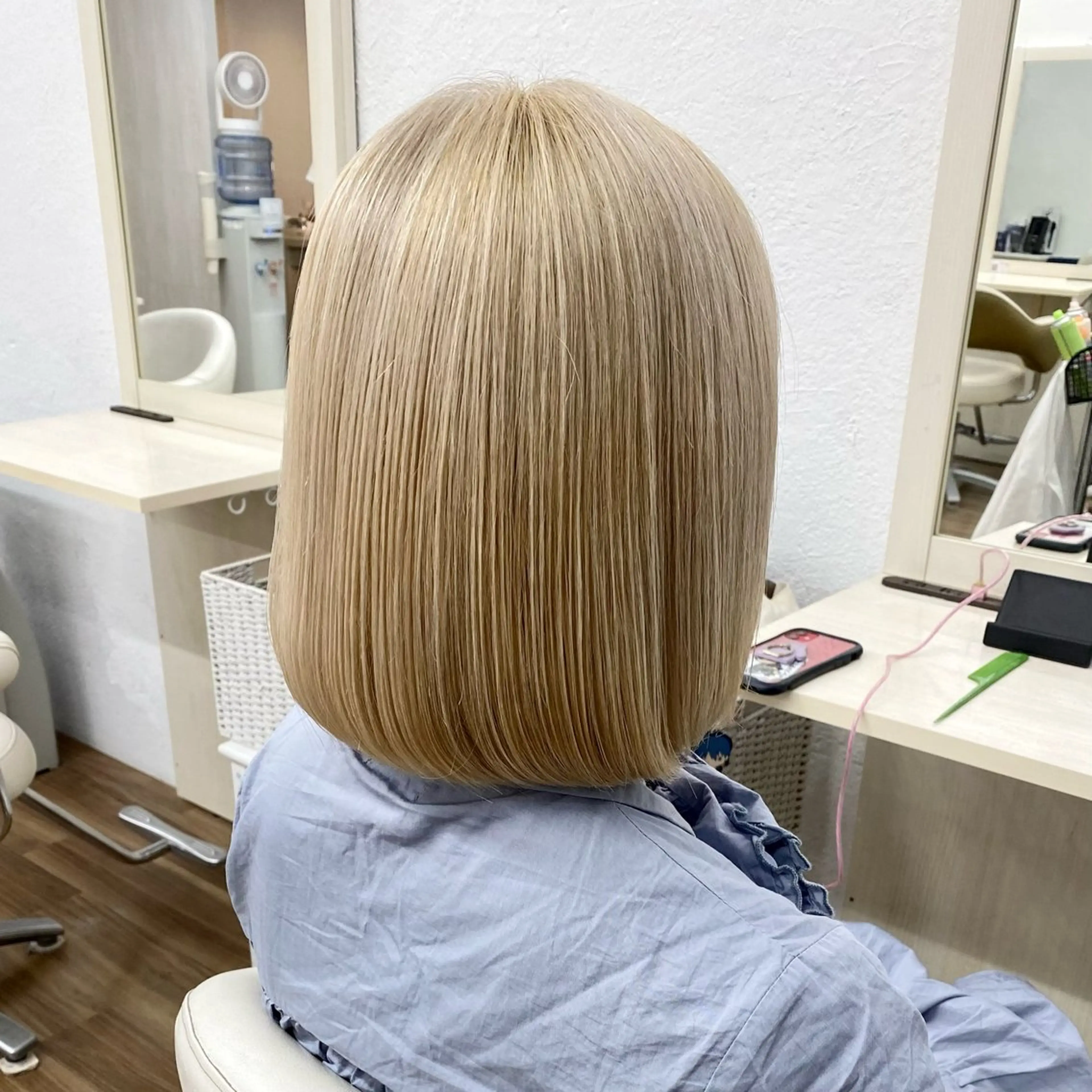 ミディアム カラー ブロンド カット ヘアカラー トリートメント GLOSS 心斎橋 山上のヘアスタイル