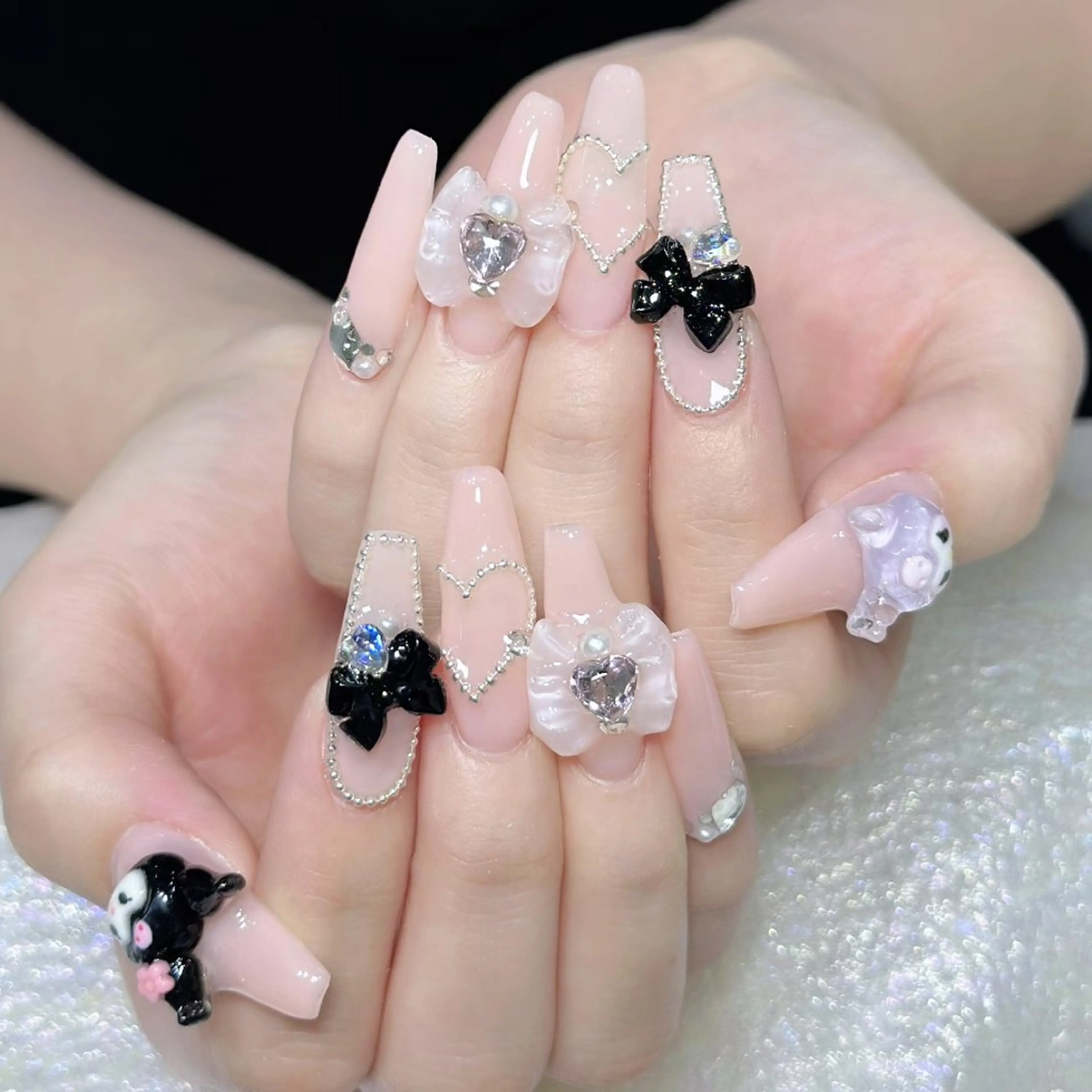 ネイル ハンドネイル Queens みなみのネイルデザイン