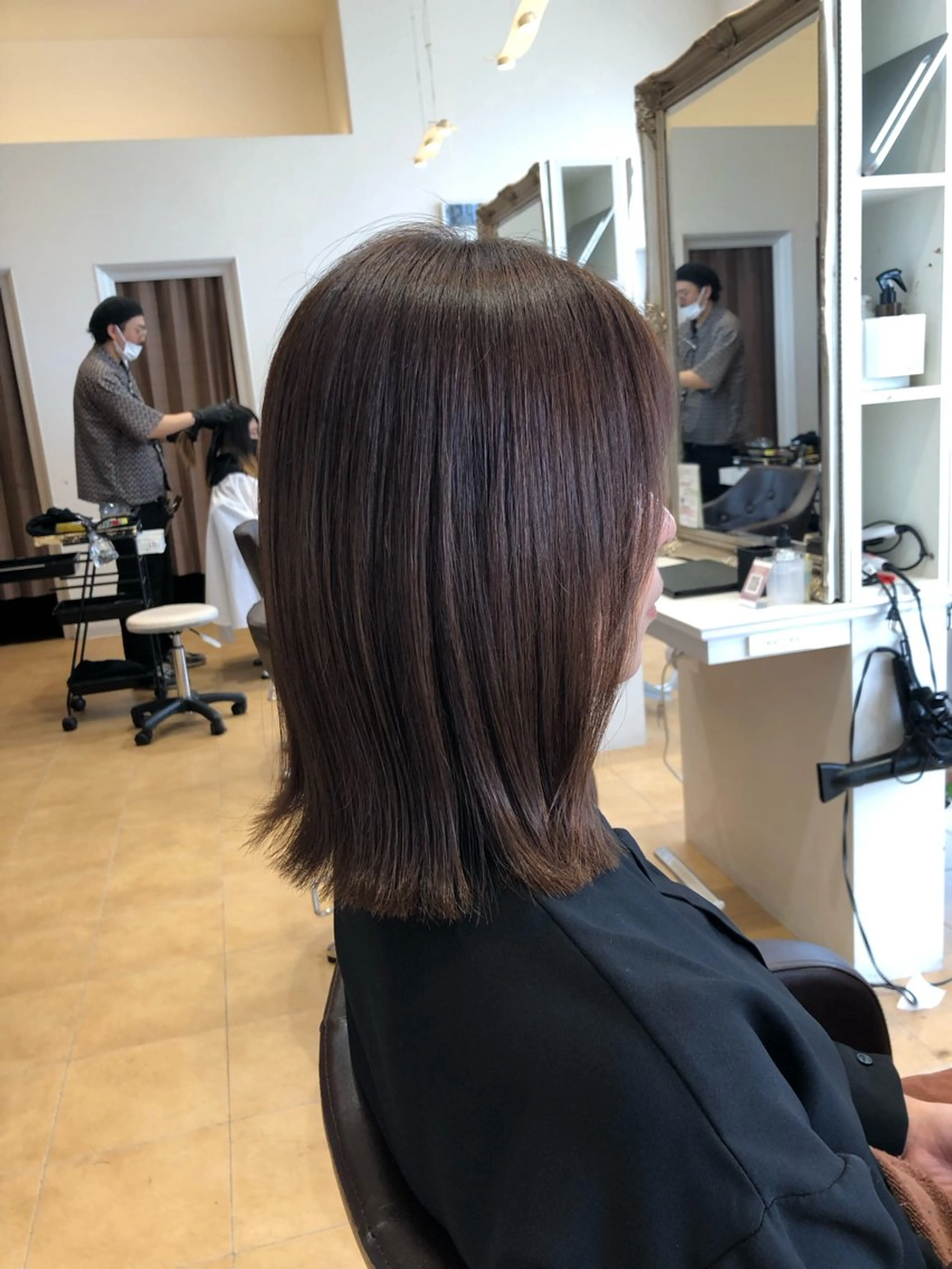 ミディアム カット ヘアカラー トリートメント 今中 紗英のヘアスタイル