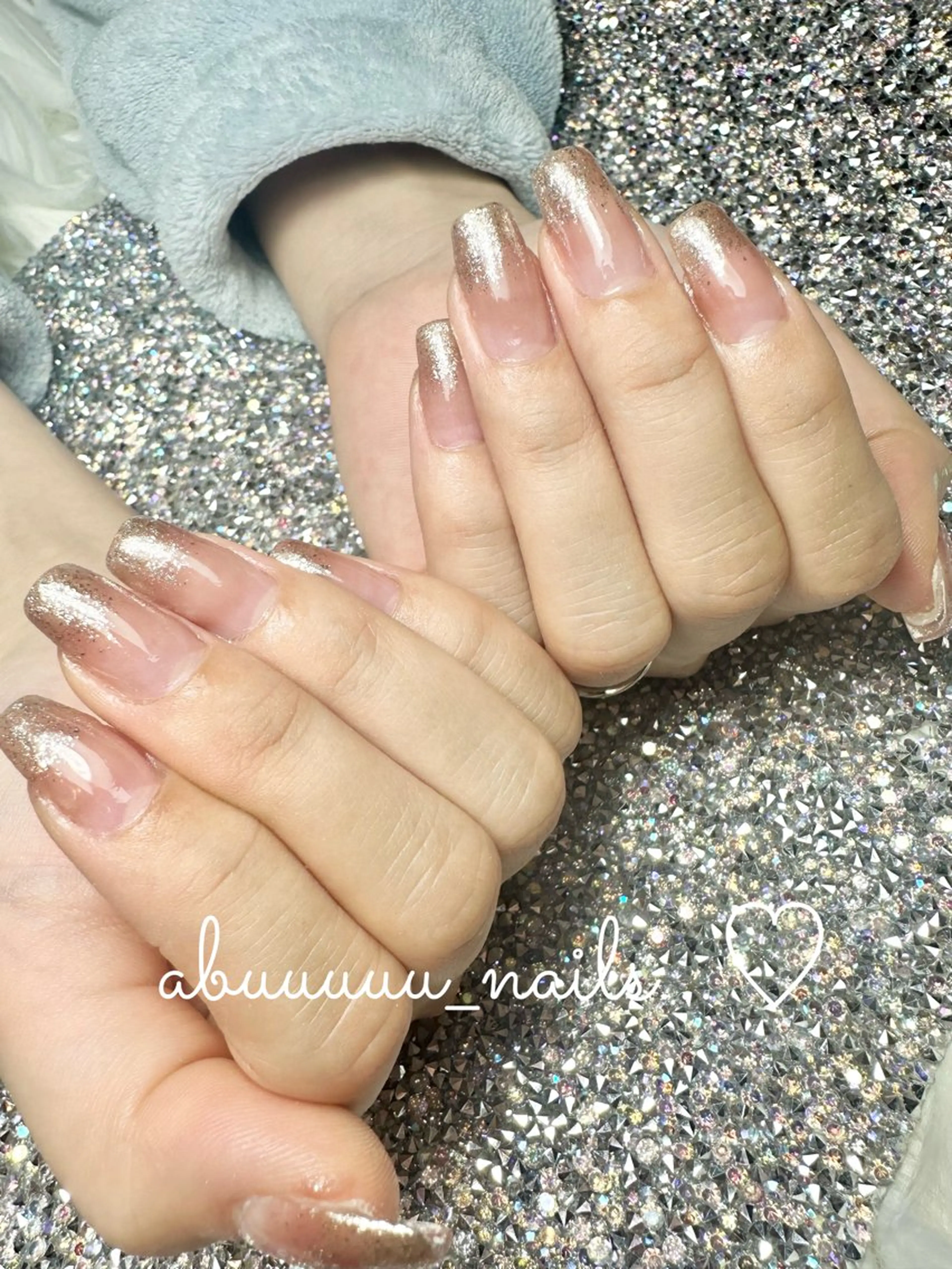 ネイル グラデーション ラメ(グリッター) ラメグラデーション ピンク ハンドネイル abuuuuu nailsのネイルデザイン