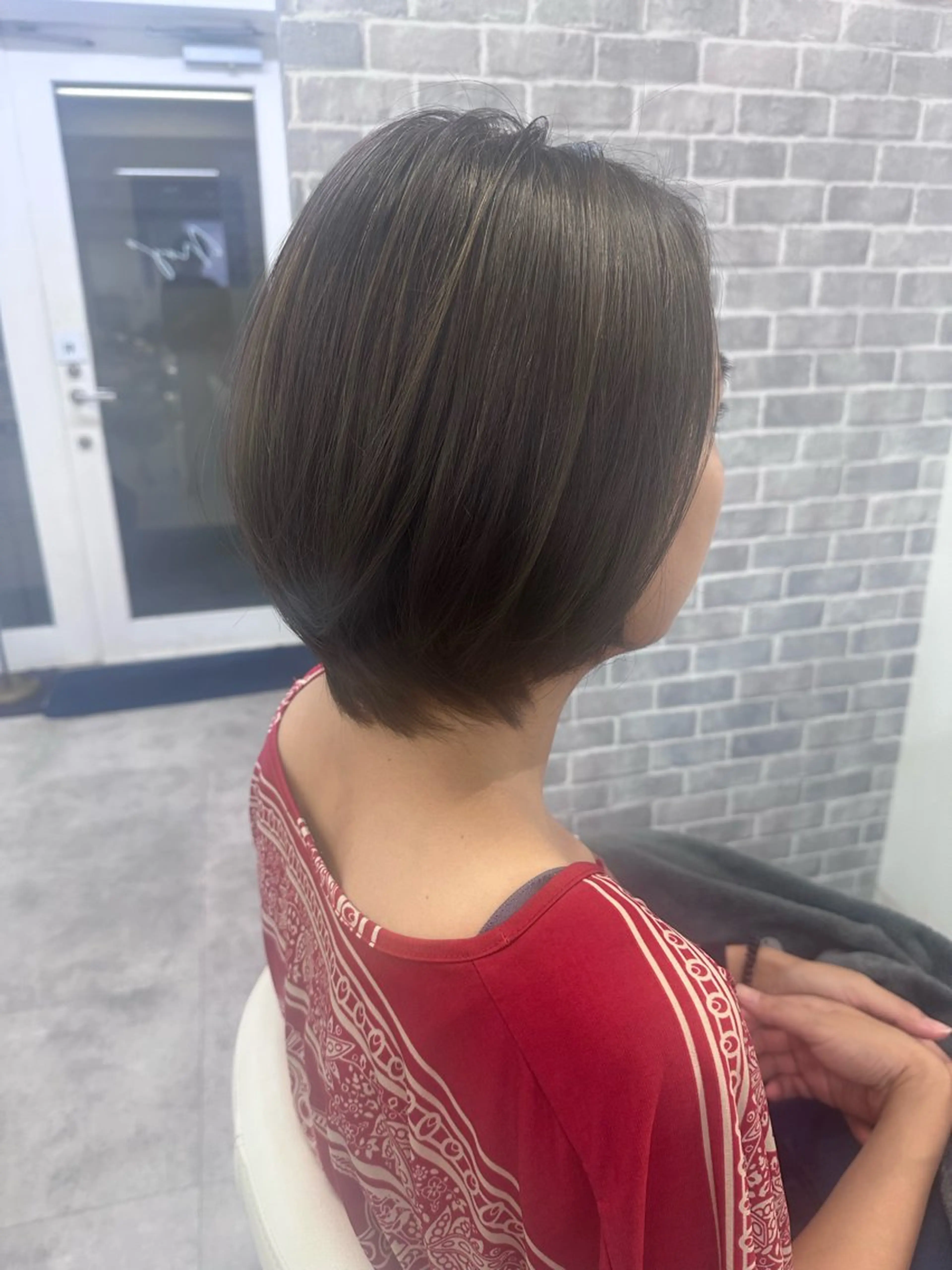 ミディアム ミディアムパーマ ボブ レイヤーカット トリートメント カット ヘアカラー トリートメント Noy所属・Noyヨシモト ヒロトのヘアスタイル