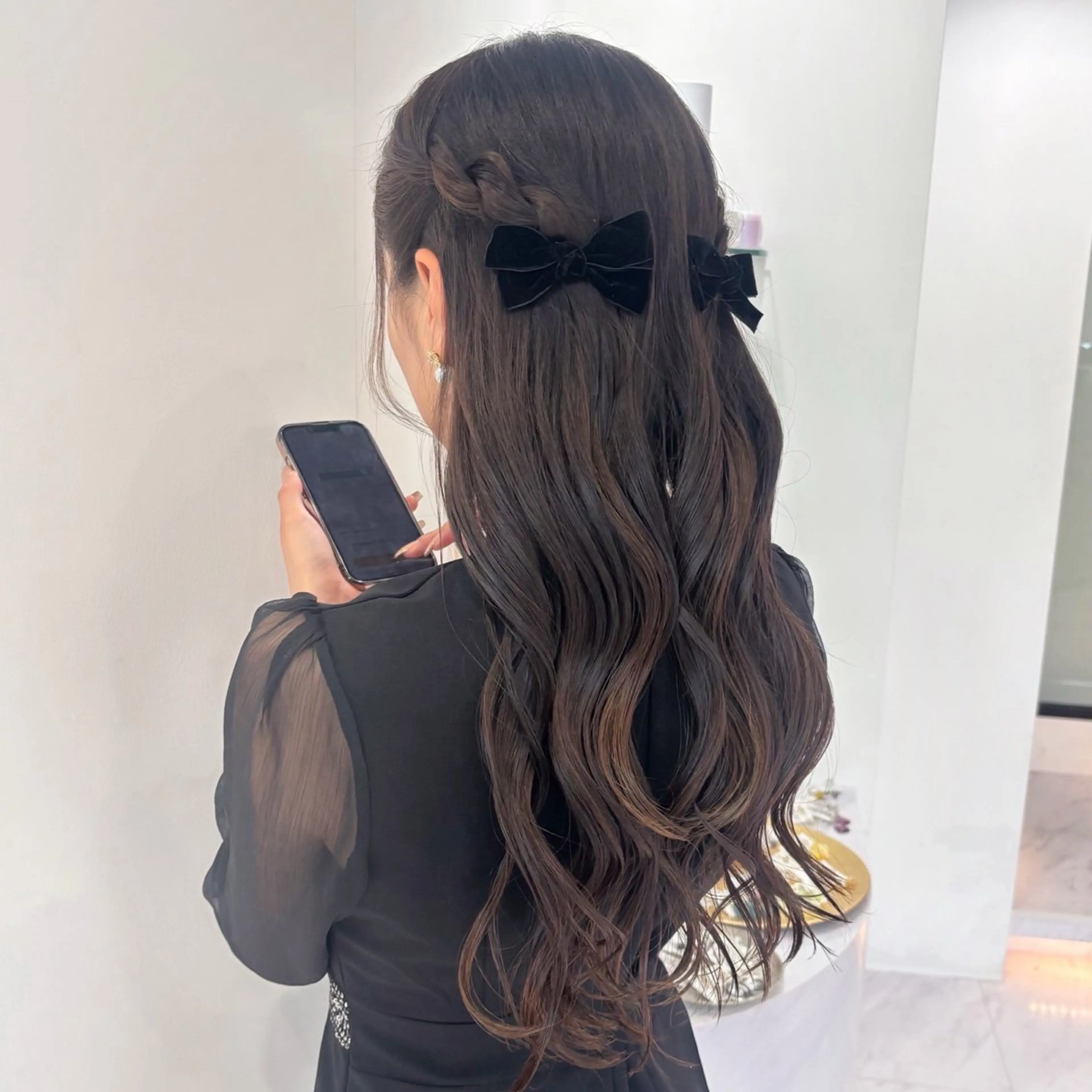 ロング ヘアアレンジ ヘアセット Ayu🍯/名駅/ブ リーチカラー/ヘアメのヘアスタイル
