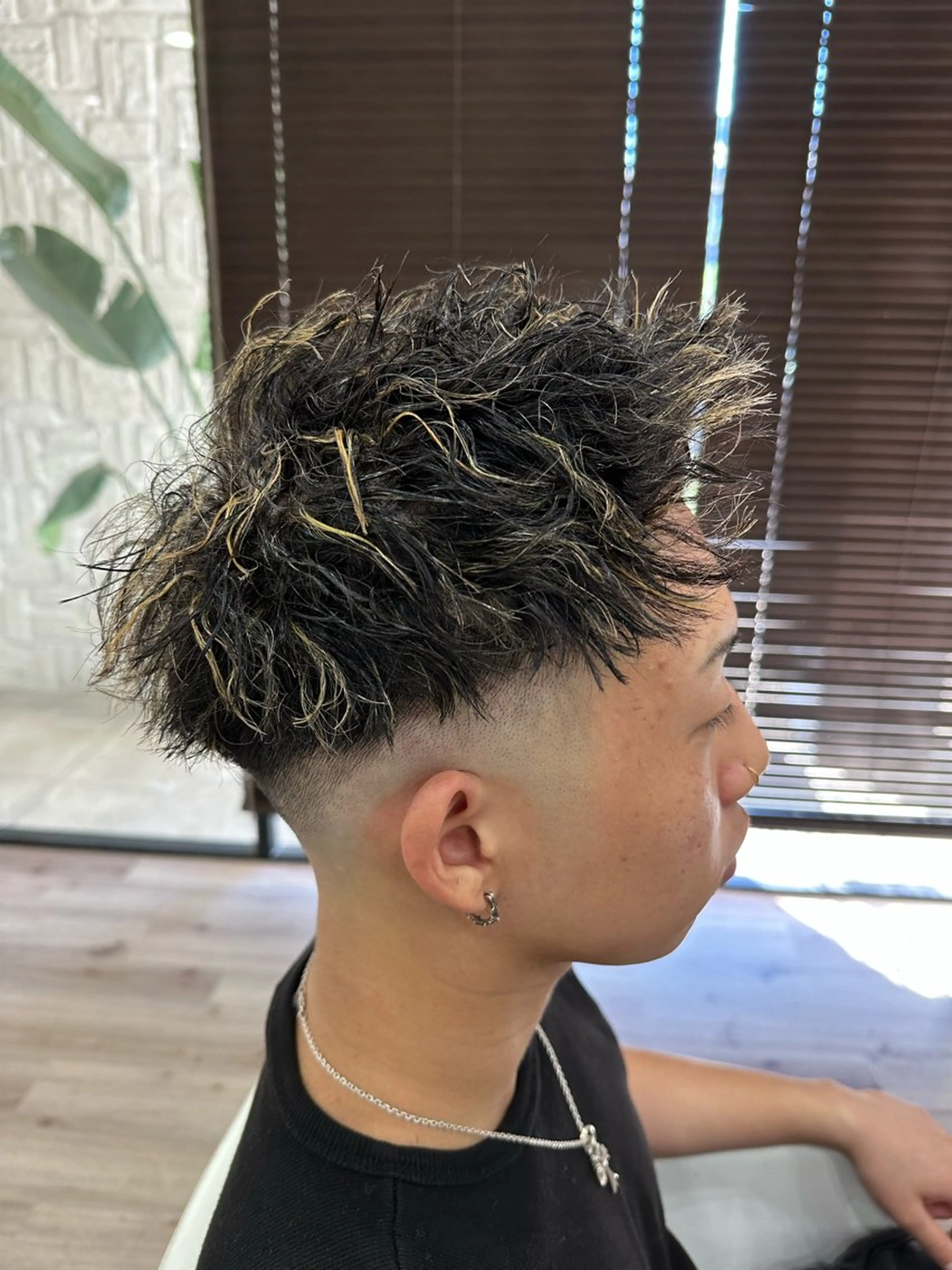 メンズ メンズハイライト 平林 弥斗のヘアスタイル