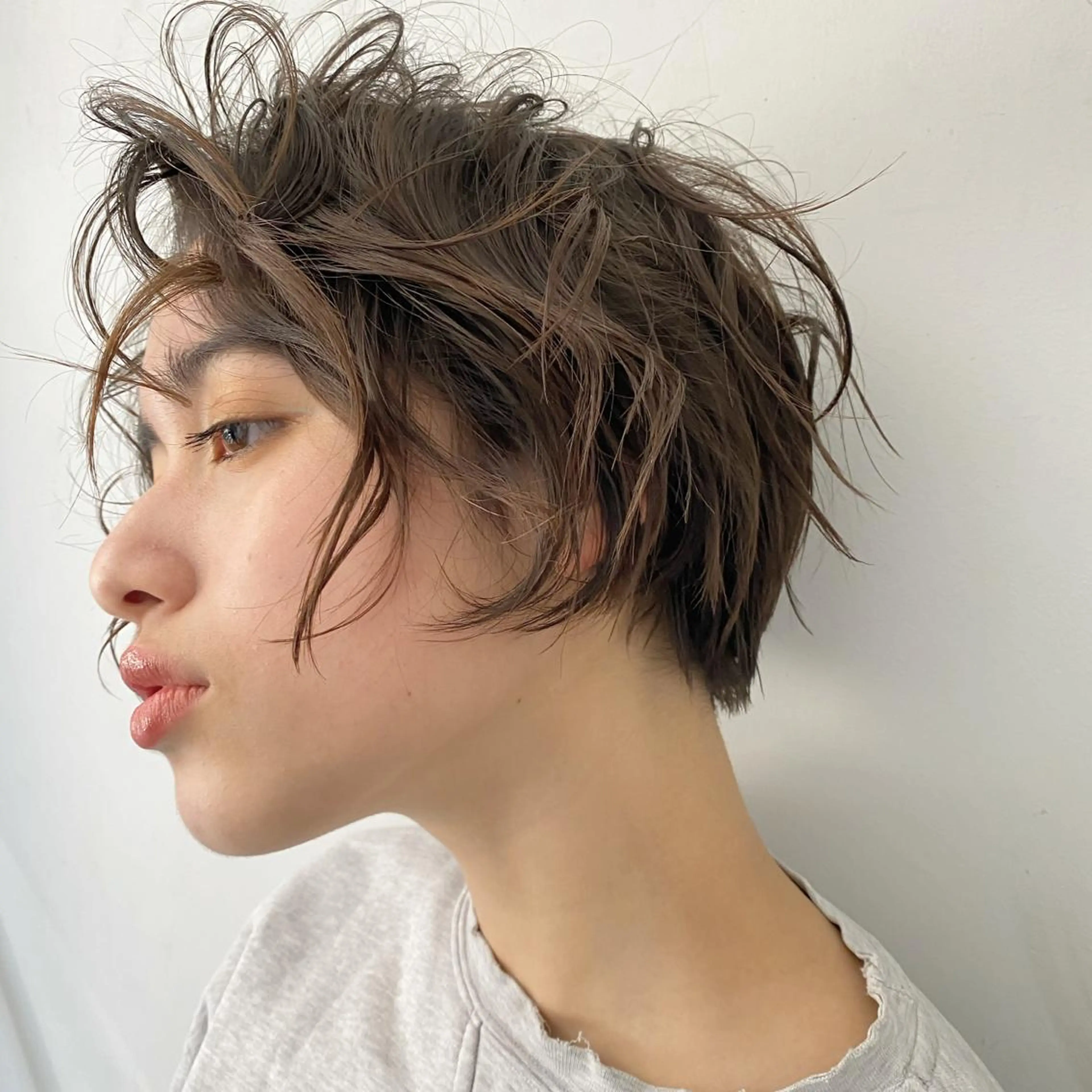 ショート カラー パーマ ベージュカラー ブラウンカラー ブラウンベージュ カット パーマ トリートメント 🧼柴田 健太郎🧼のヘアスタイル