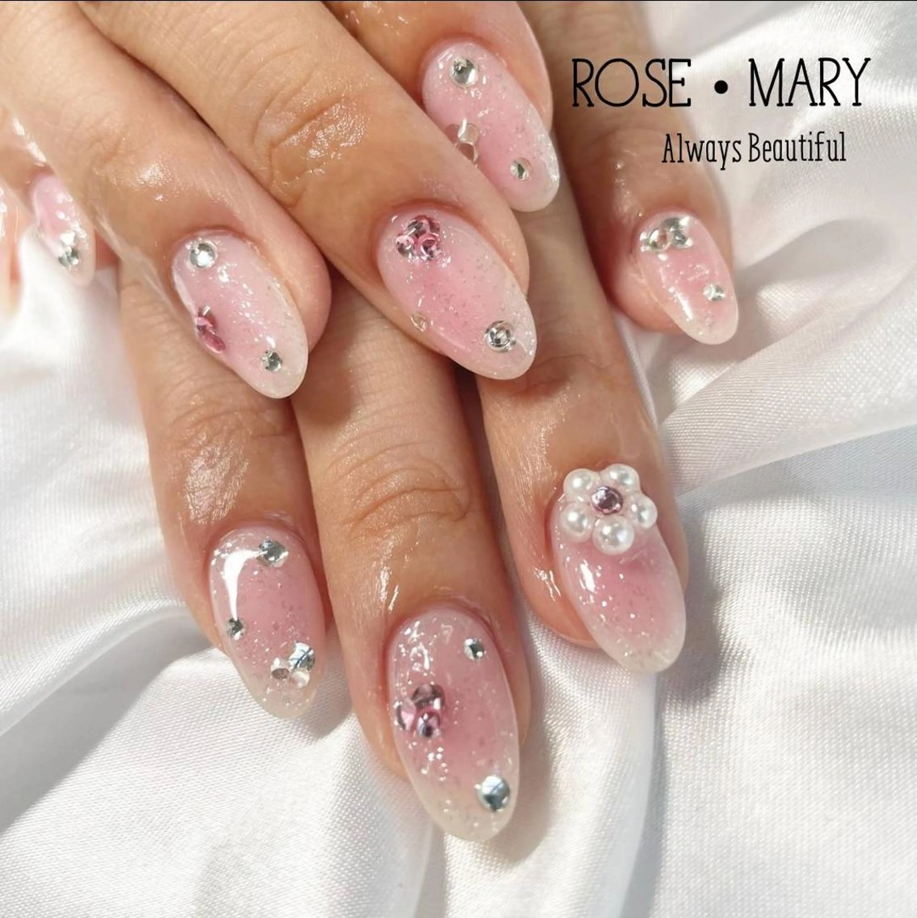 ネイル ハンドネイル ROSE・ MARY 鈴木のネイルデザイン