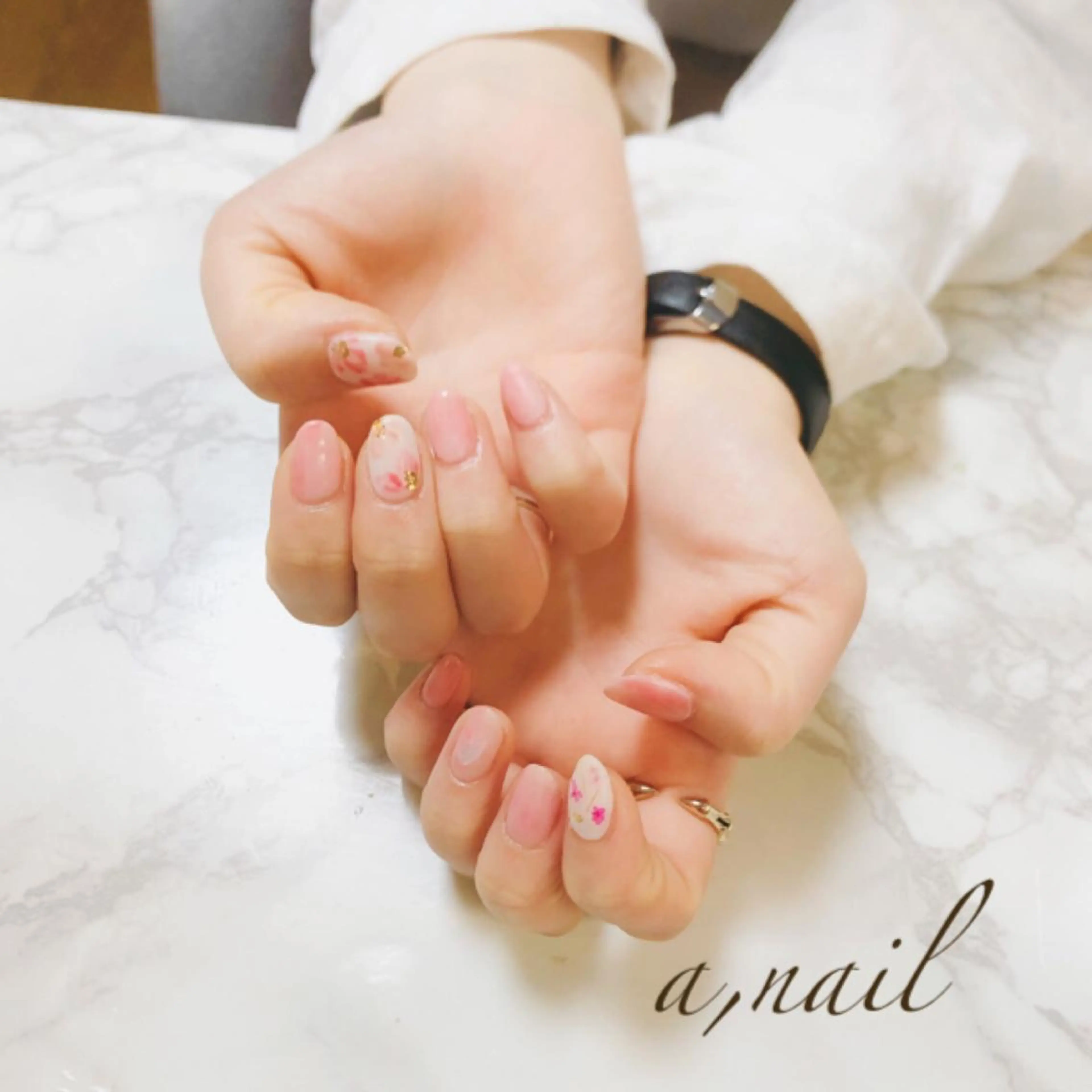 ネイル フラワーネイル フットネイル ジェルネイル グラデーション マットネイル ネイルサロン エーネイルのネイルデザイン