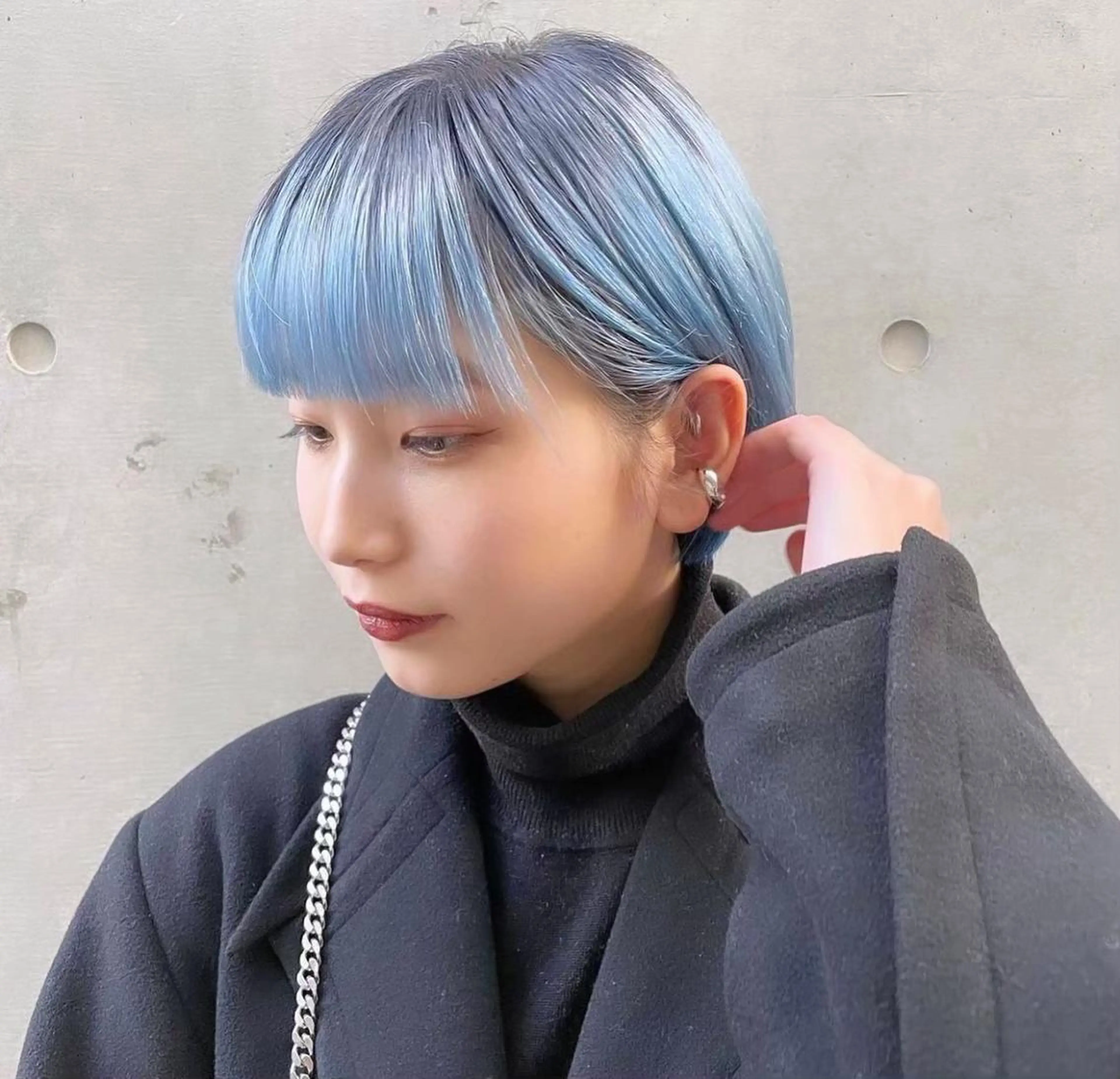 セミロング カラー ヘアアレンジ パーマ マツエク・マツパ ネイル アイブロウ ショートボブ セミロングパーマ バレイヤージュ ブリーチ ケアブリーチ カラー特化サロン大阪 ルービック江坂/新城のヘアスタイル