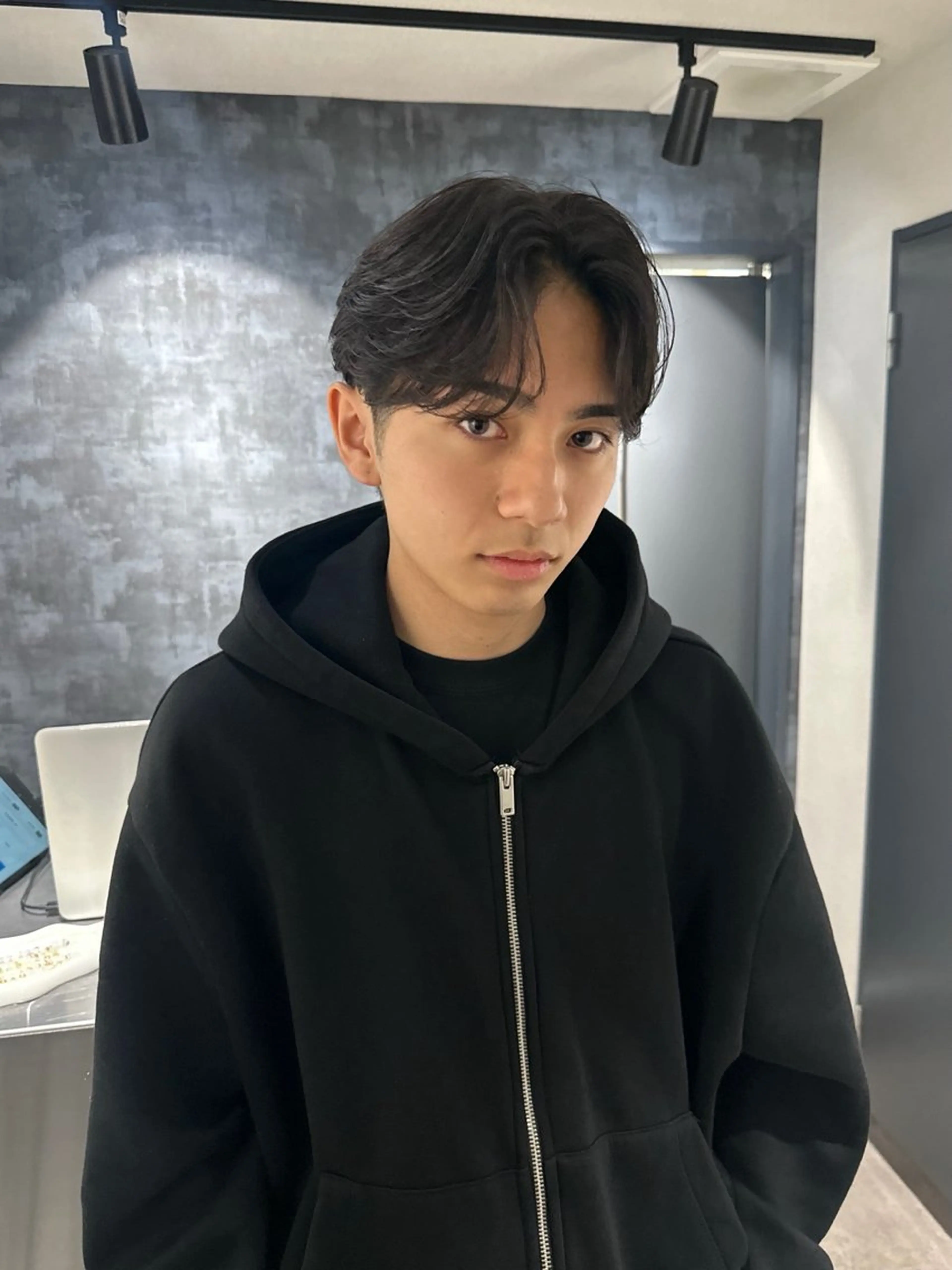 ミディアム パーマ ヘアアレンジ メンズ センターパート カット パーマ 💈センターパート 特化💈山本雄太のヘアスタイル
