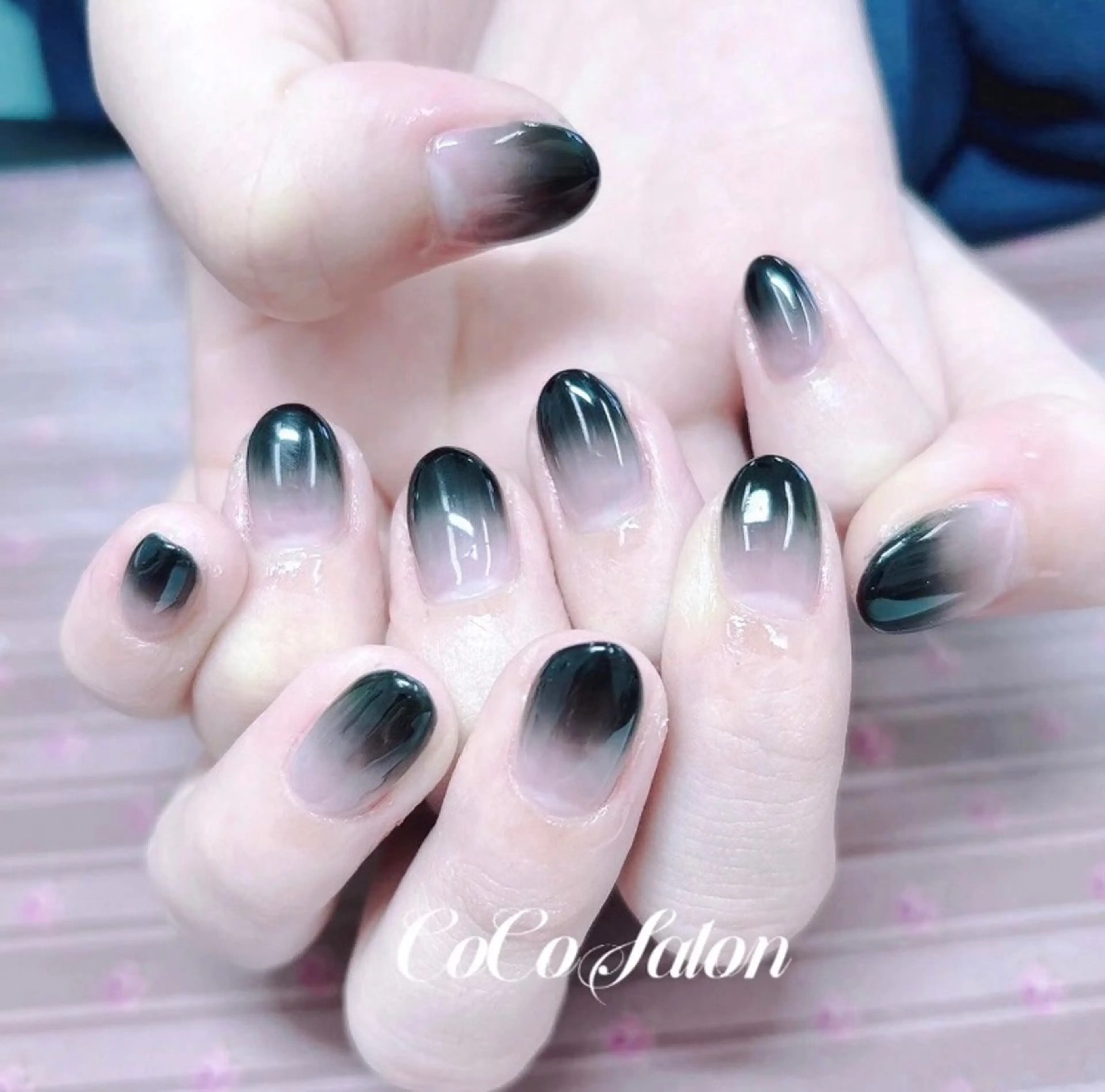 ネイル ジェルネイル グラデーション シンプルネイル CoCo Salon ネイル/睫毛/脱毛のネイルデザイン