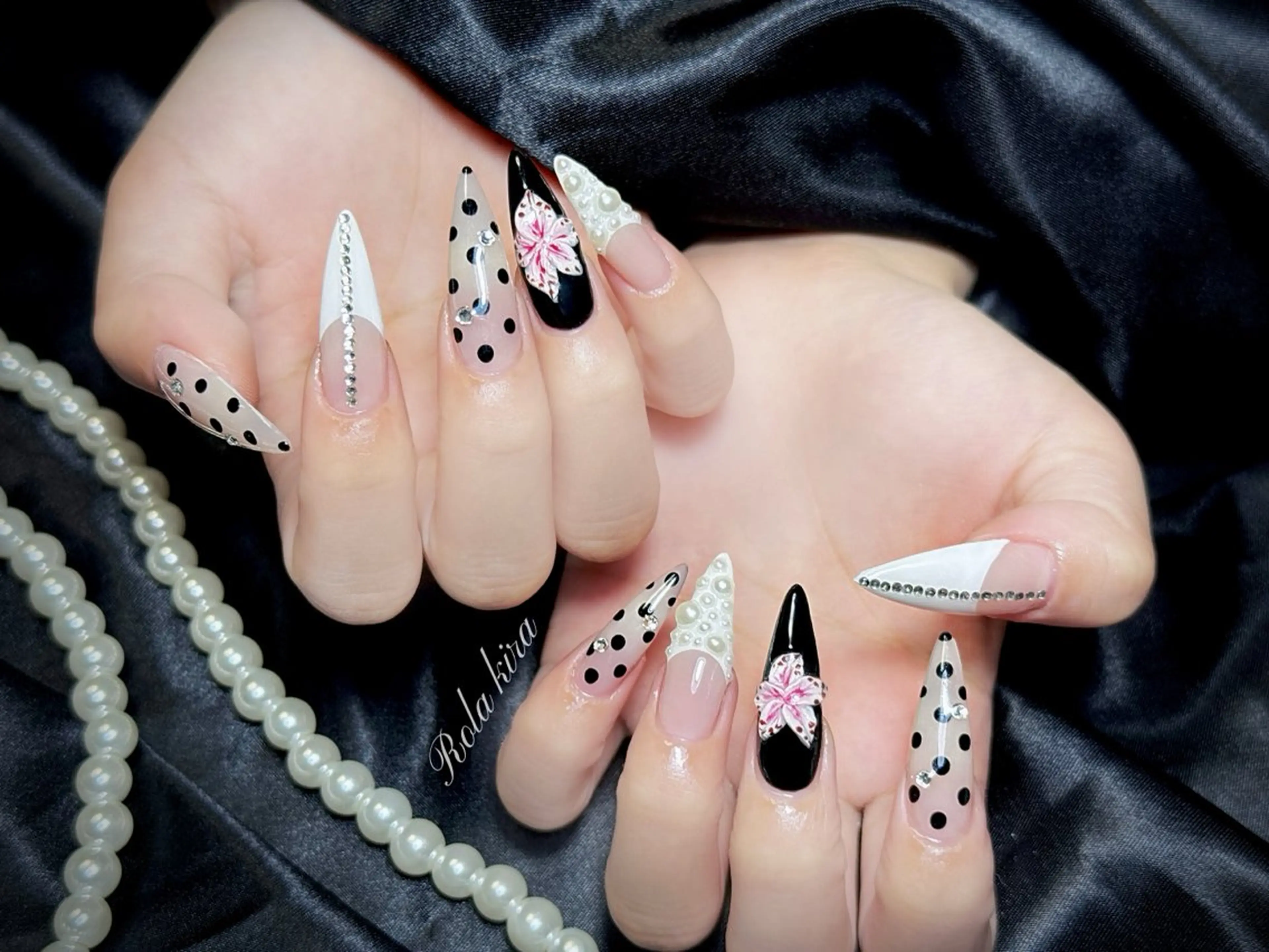 ネイル チークネイル 長さ出し フレンチネイル ジェルネイル 韓国ネイル ハンドネイル Rola kira nail salon所属・Rola kira 麗のネイルデザイン