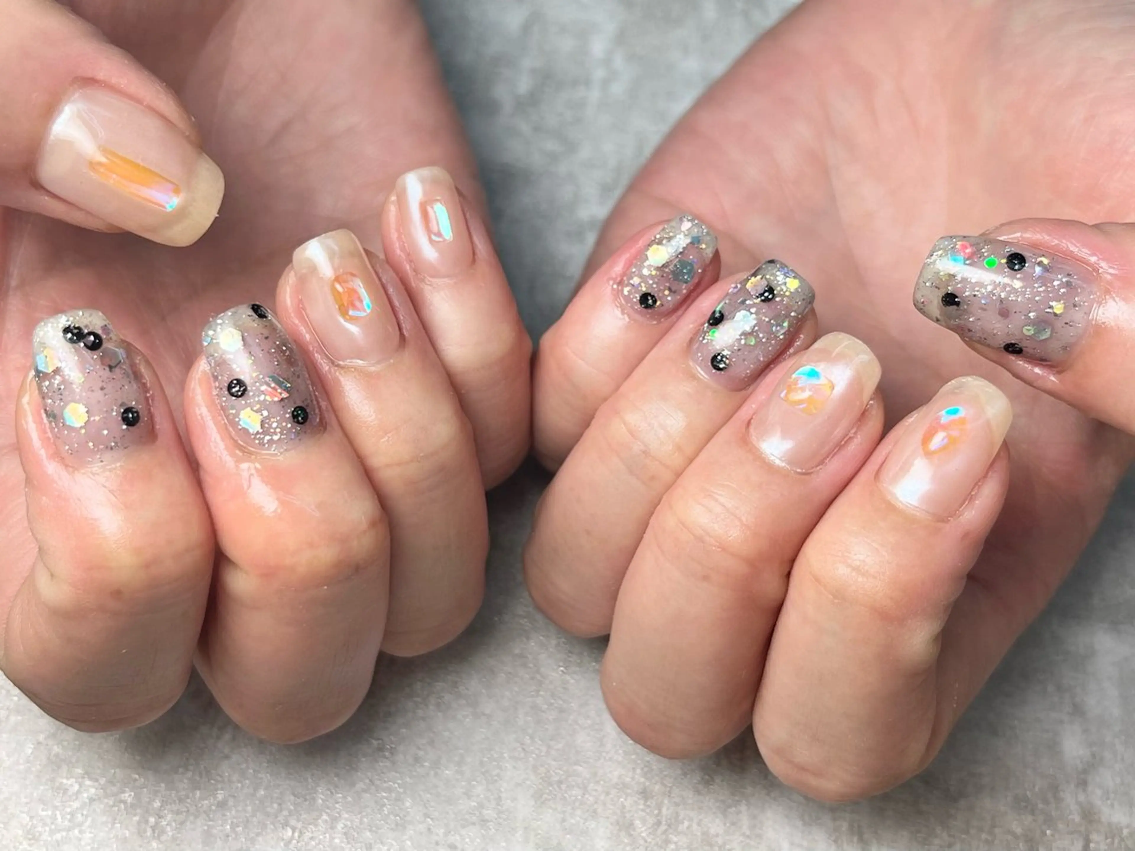 ネイル ミラーネイル ハンドネイル Queennail 北堀江Yumiのネイルデザイン
