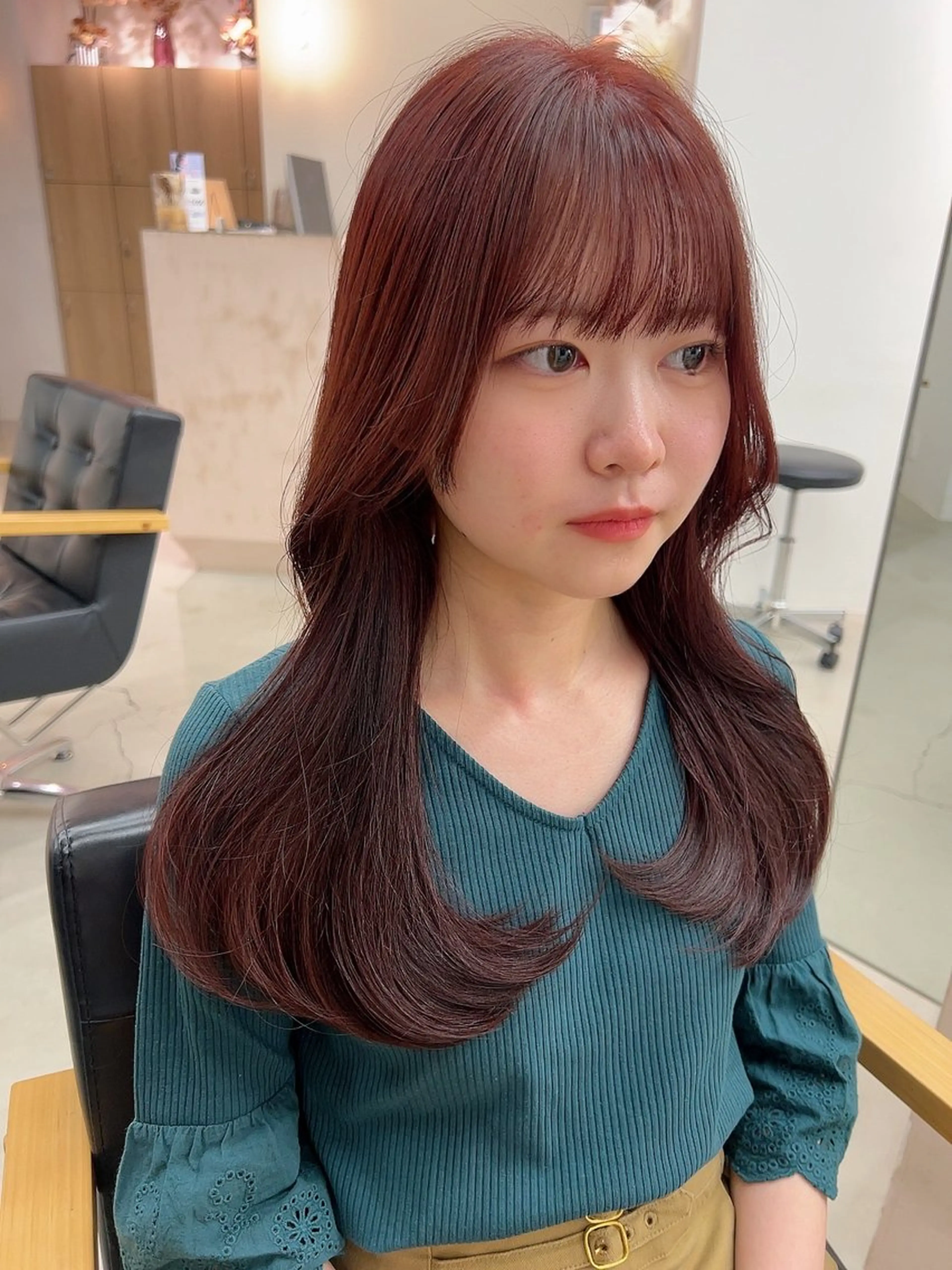ロング カラー カット ヘアカラー トリートメント vince. moekoのヘアスタイル