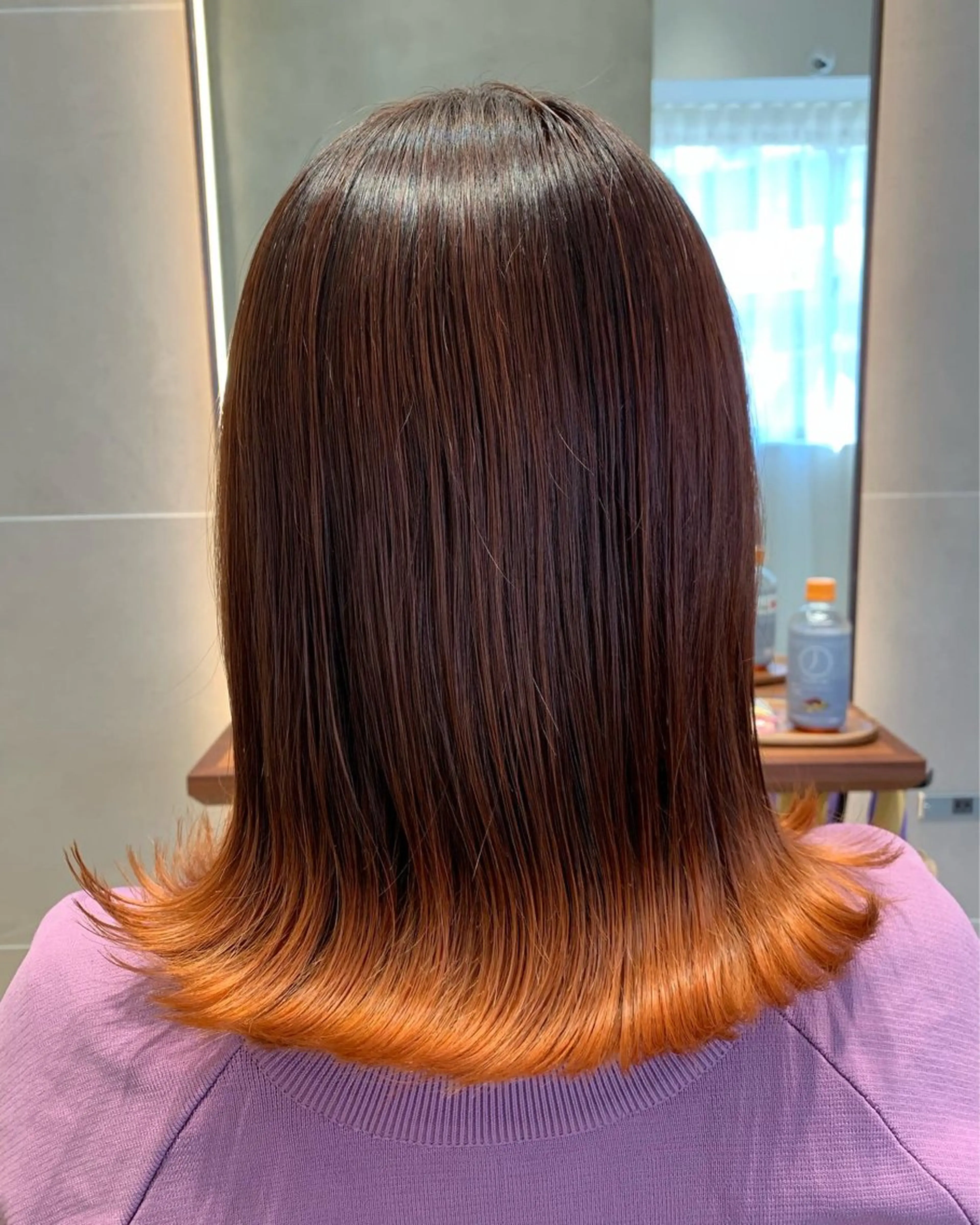 ミディアム カット ヘアカラー 幡野 葵のヘアスタイル