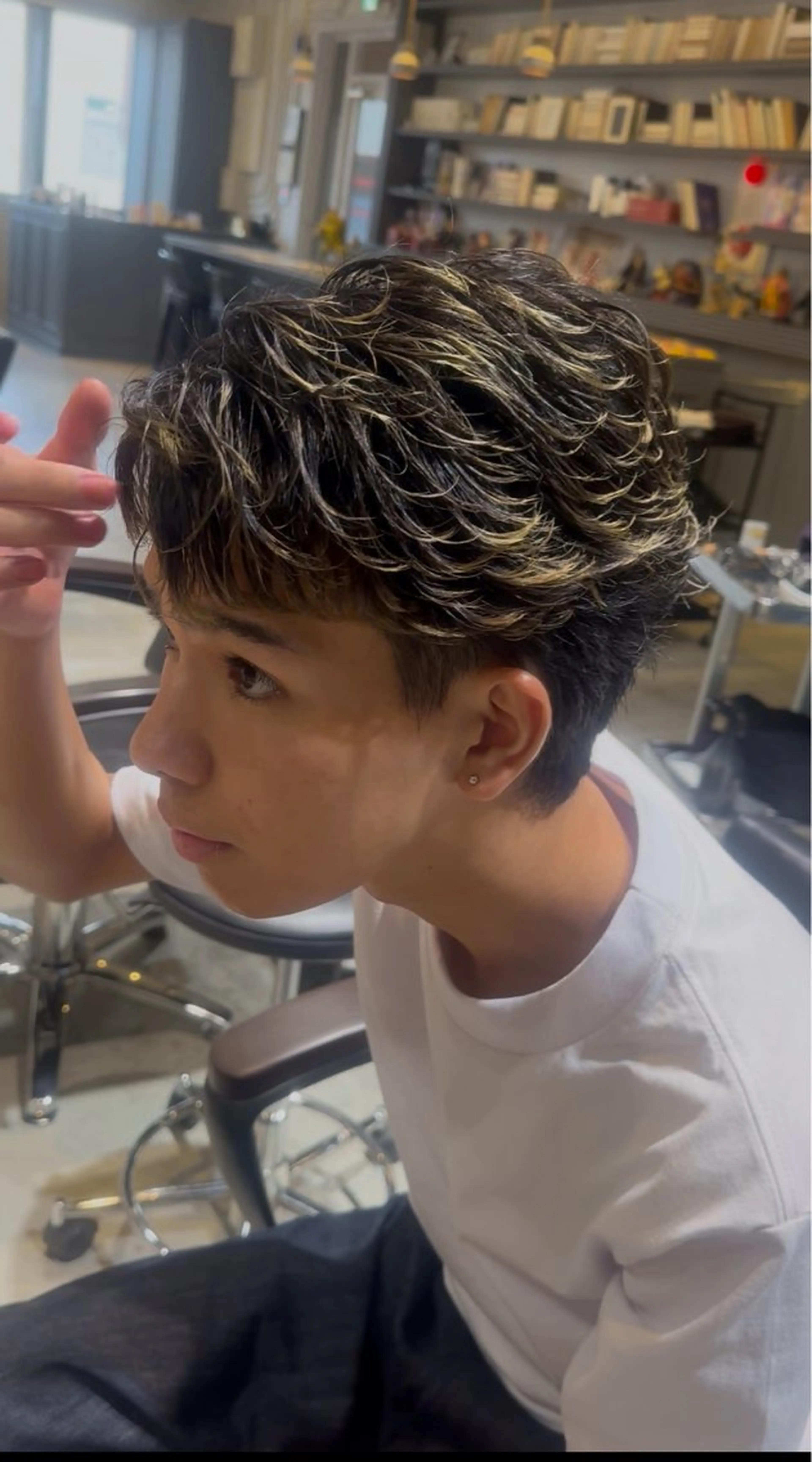 ショート パーマ メンズ HANGOUT ／久富のヘアスタイル