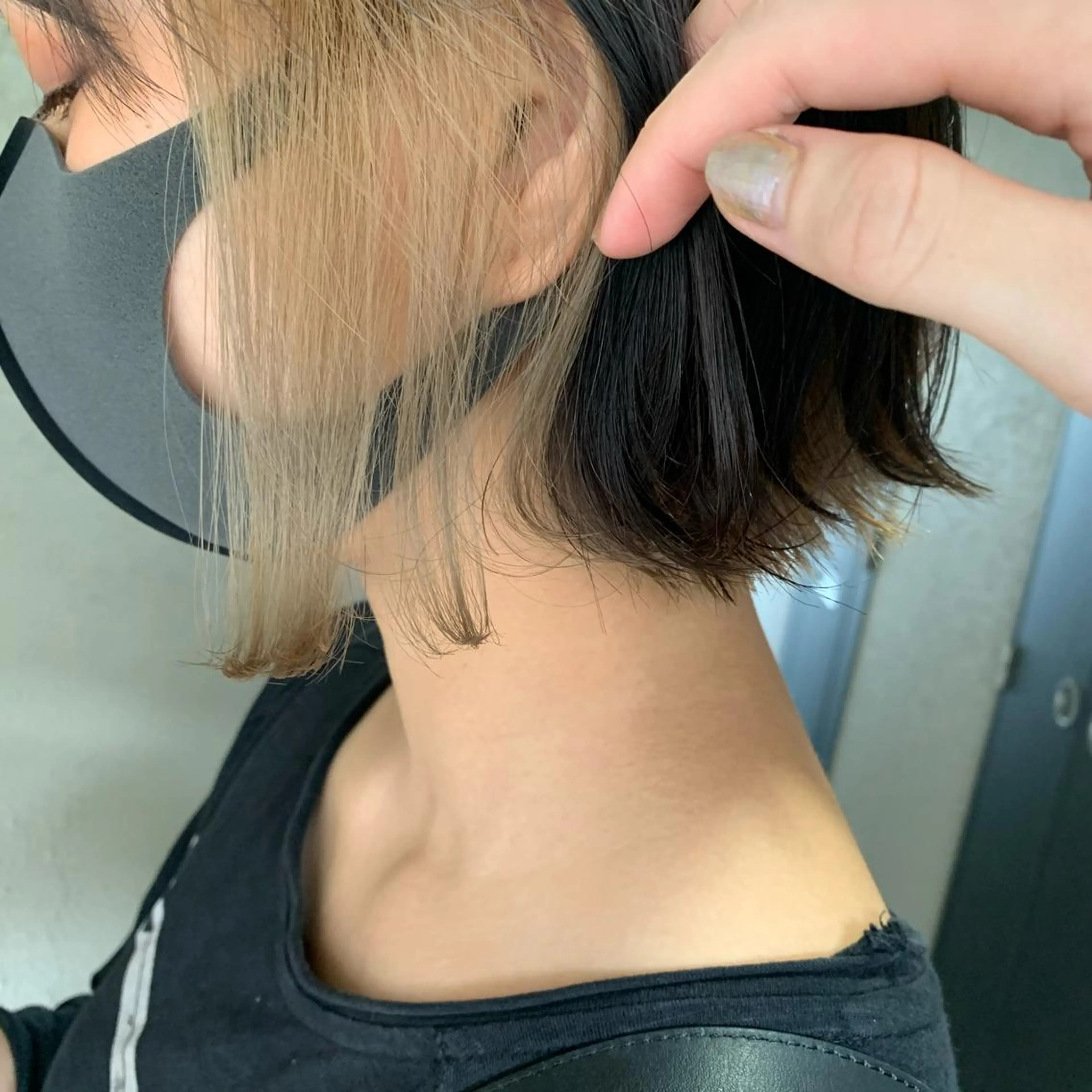 ショート カラー インナーカラー ボブ chouette/ 根本優希のヘアスタイル